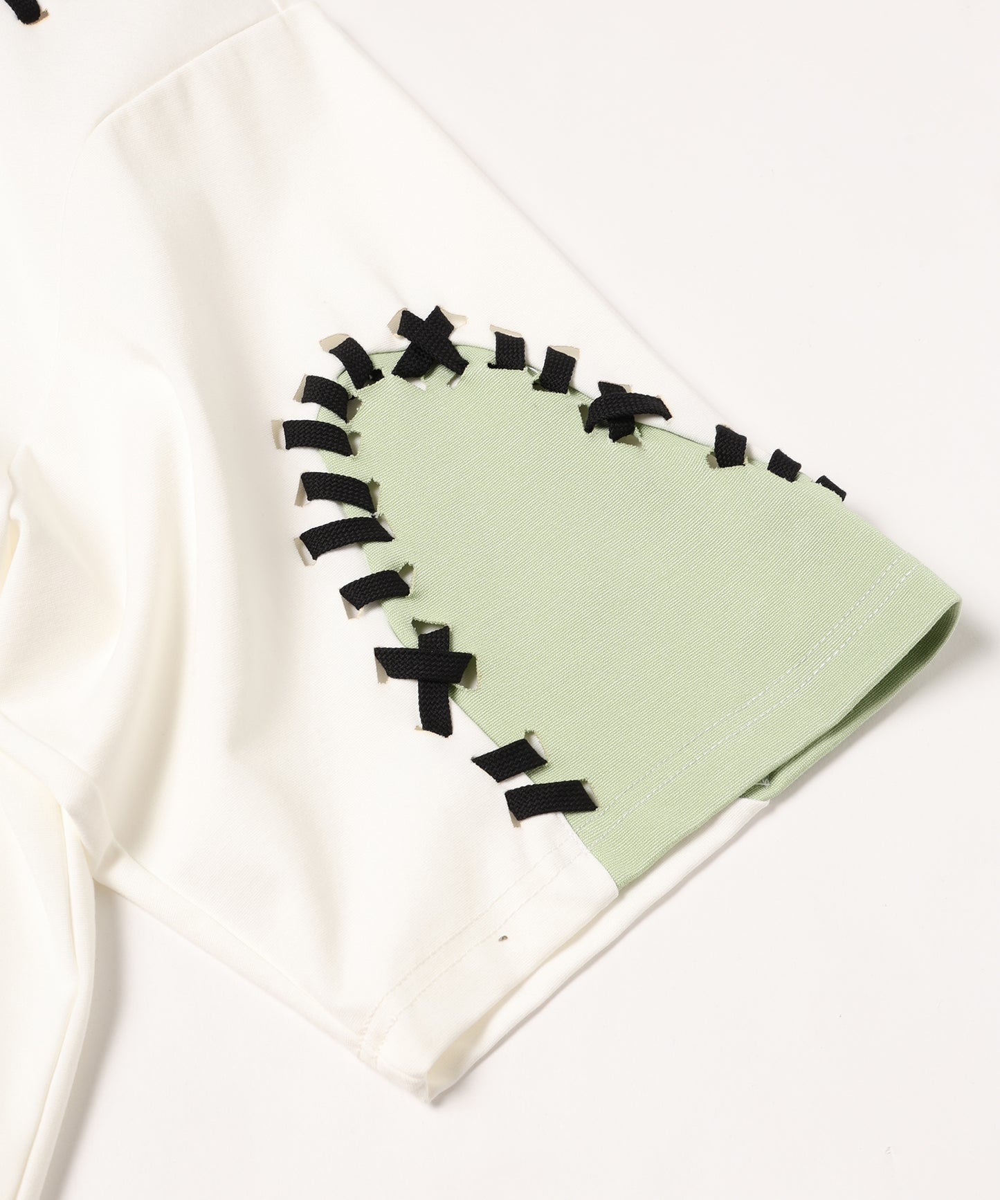 HAND STITCH DOCKING TEE