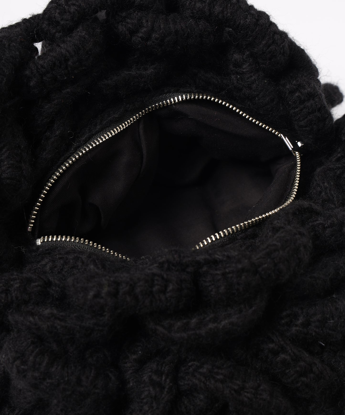 CHAIN KNIT BAG