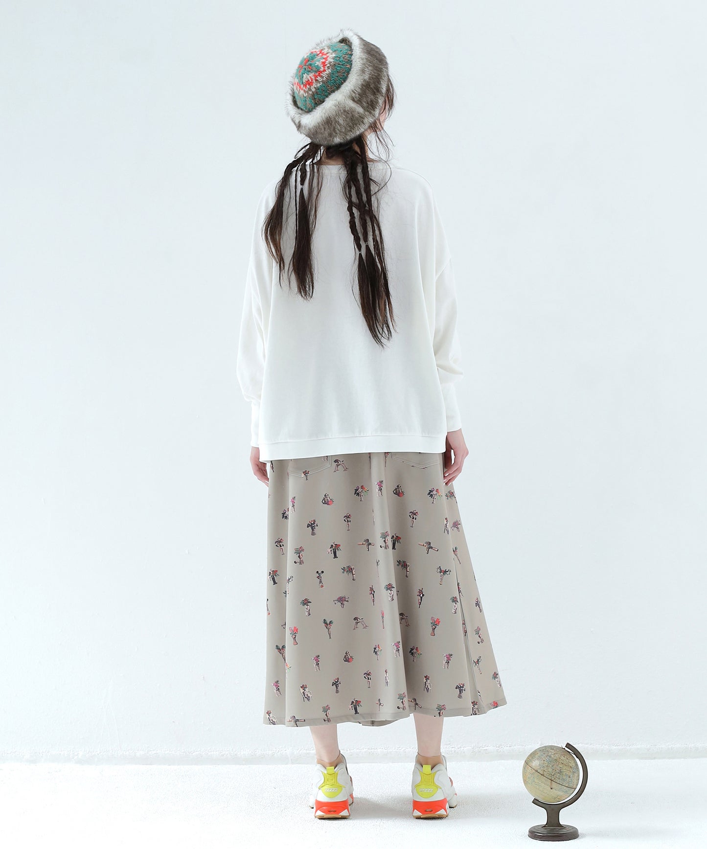 YVES AND ADAM Wide Pullover
