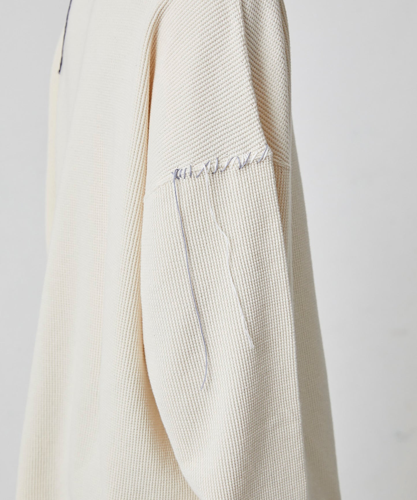 LOOPING WAFFLE CUTSEWN