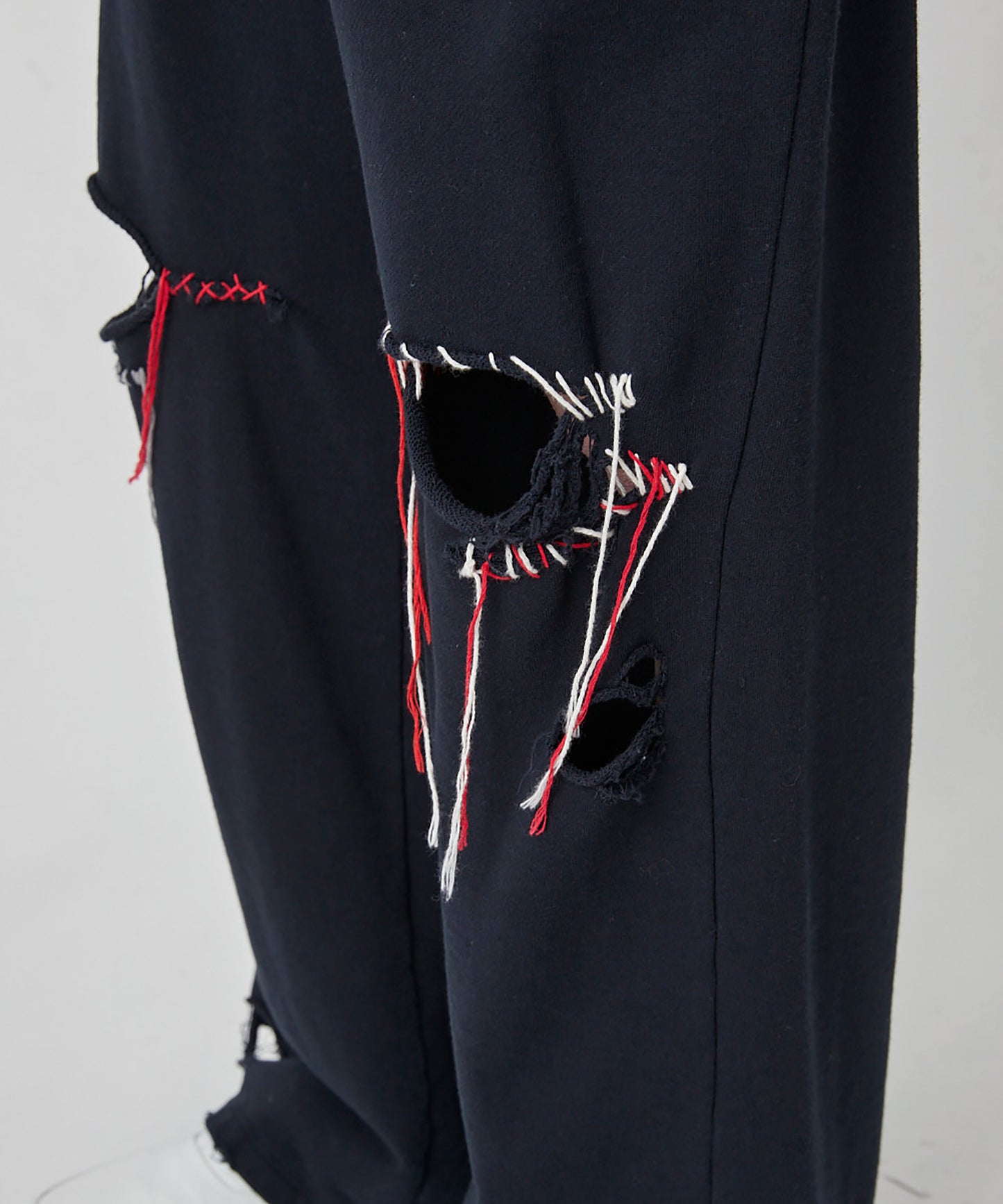 LOOPING DAMAGE SWEAT PANTS