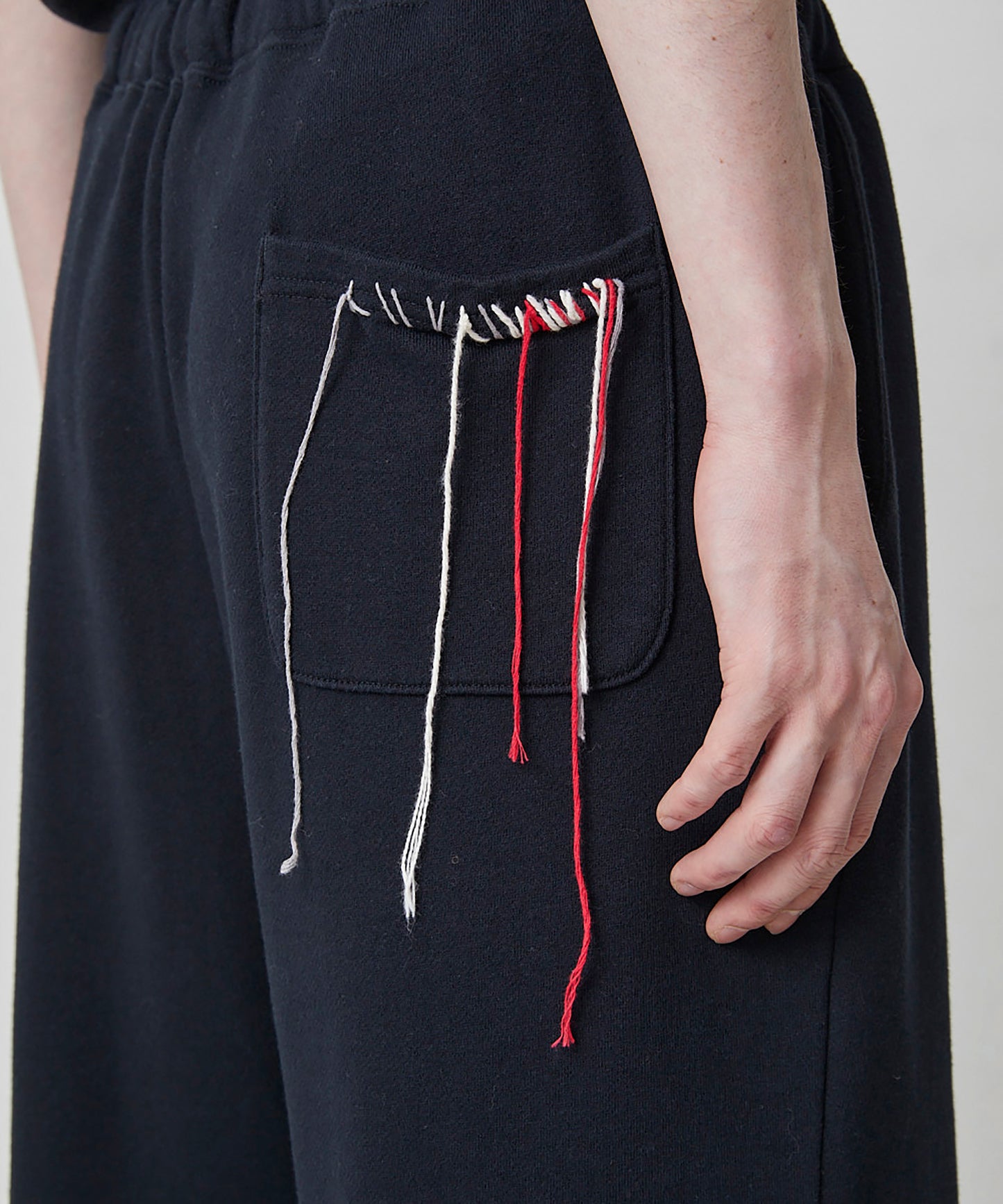 LOOPING DAMAGE SWEAT PANTS
