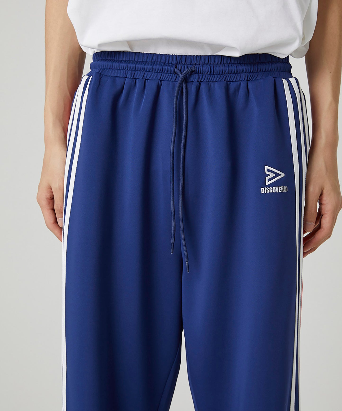 TRACK PANTS
