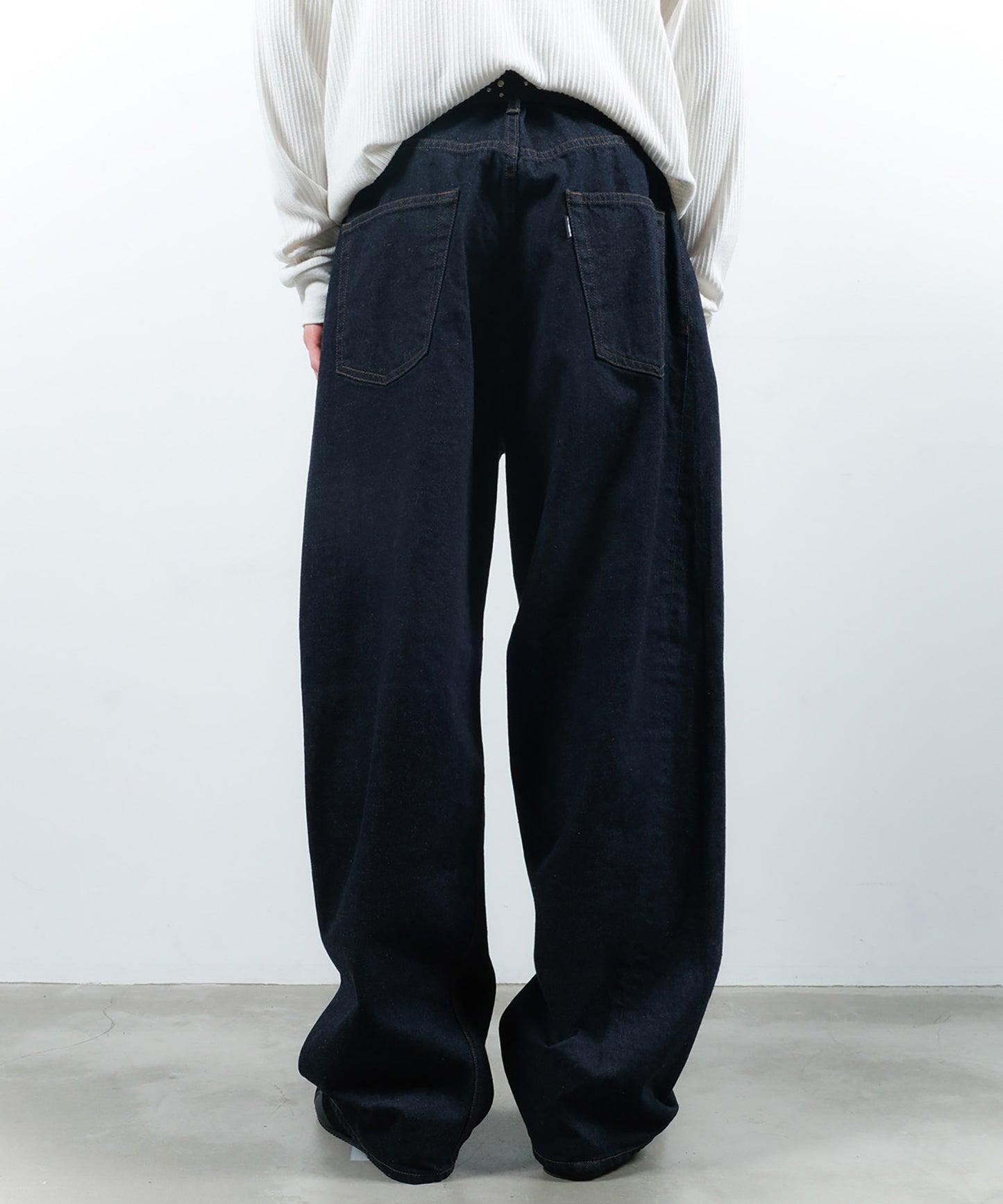 TWIST DENIM PANTS