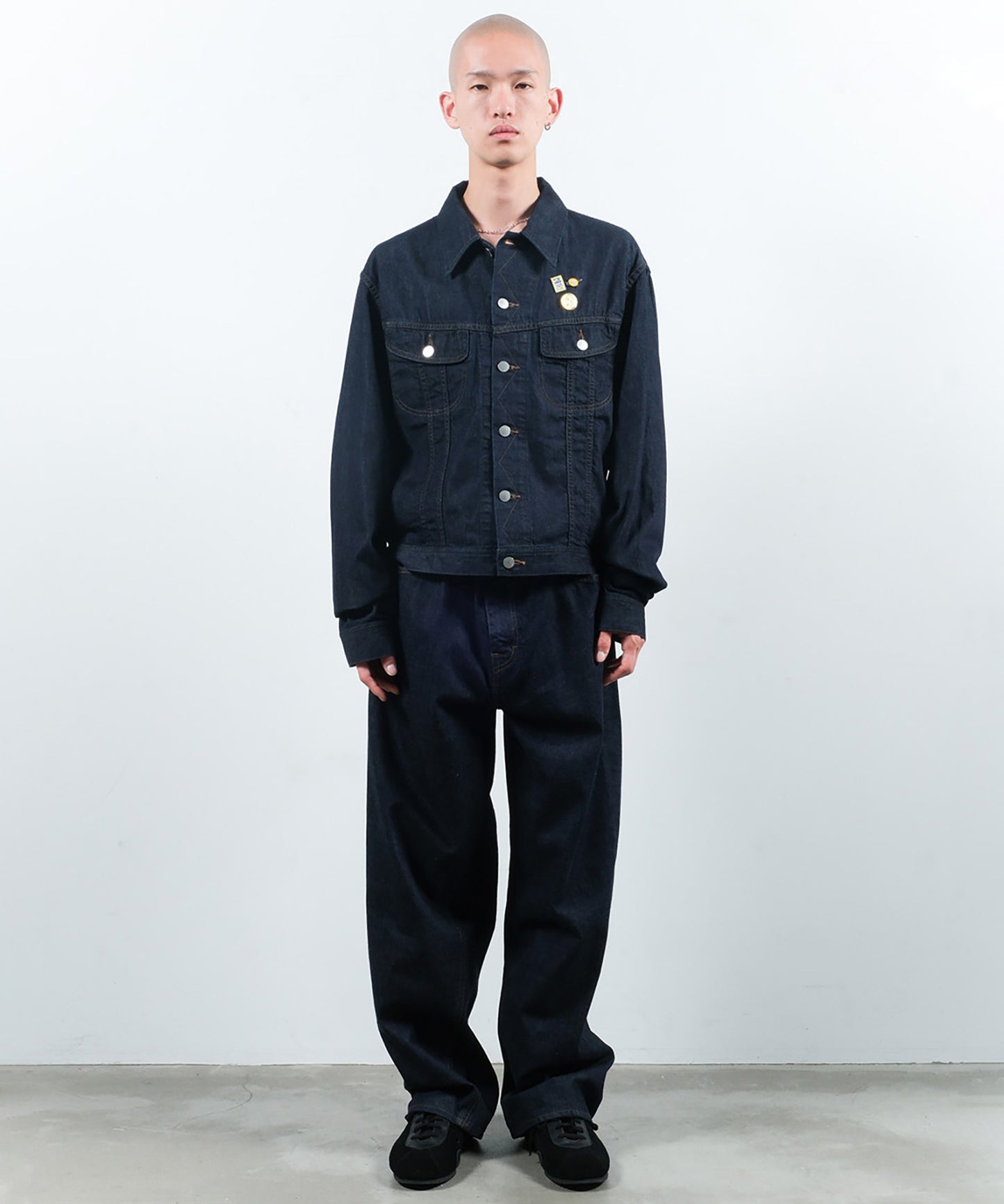 TWIST DENIM PANTS
