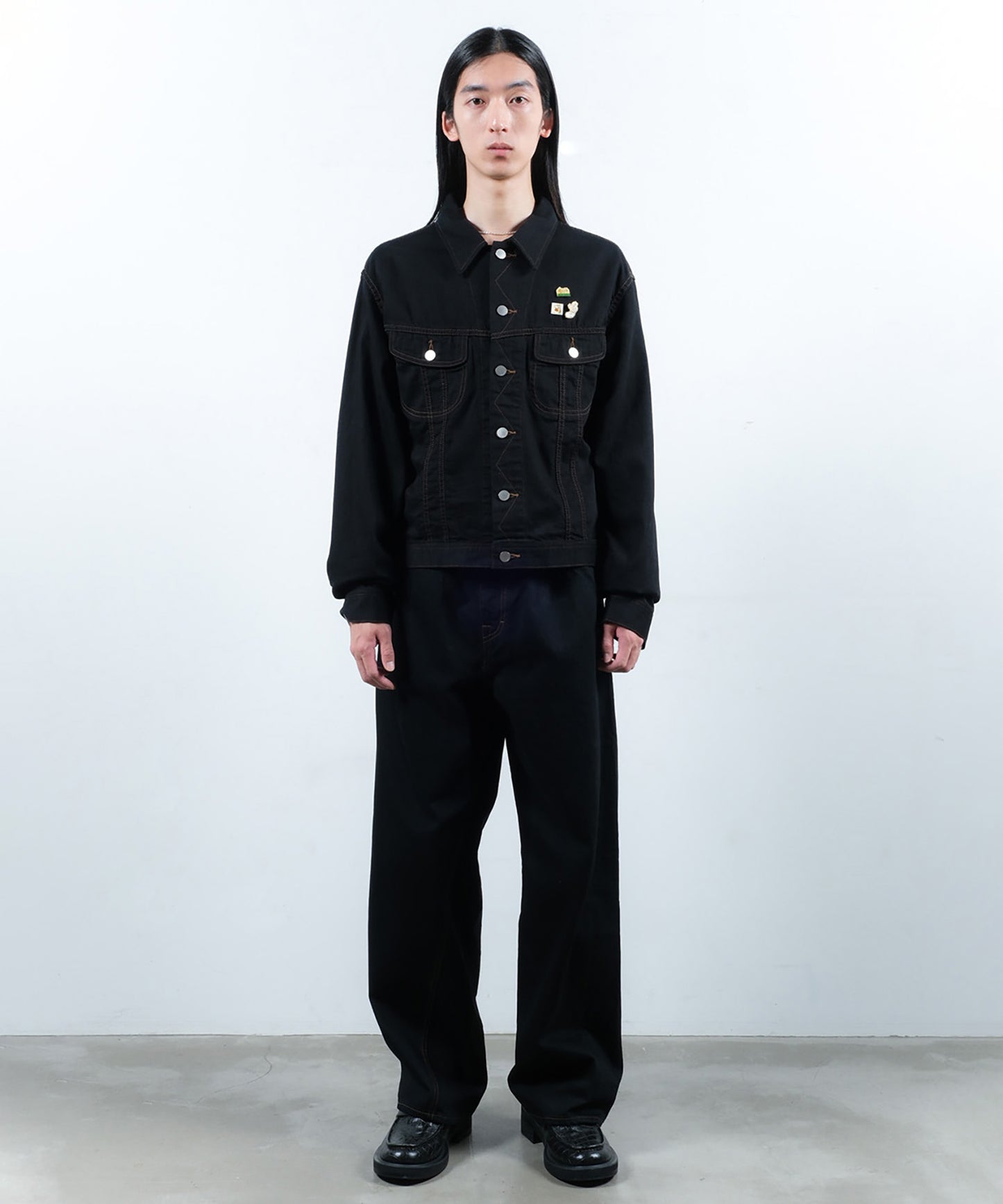 TWIST DENIM PANTS