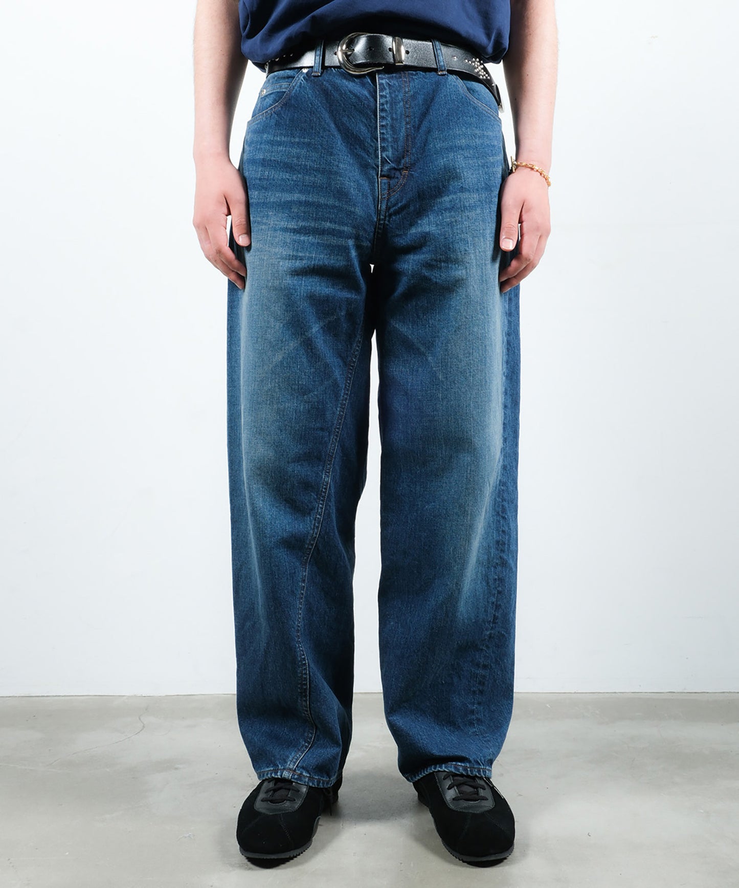 USED TWIST DENIM PANTS
