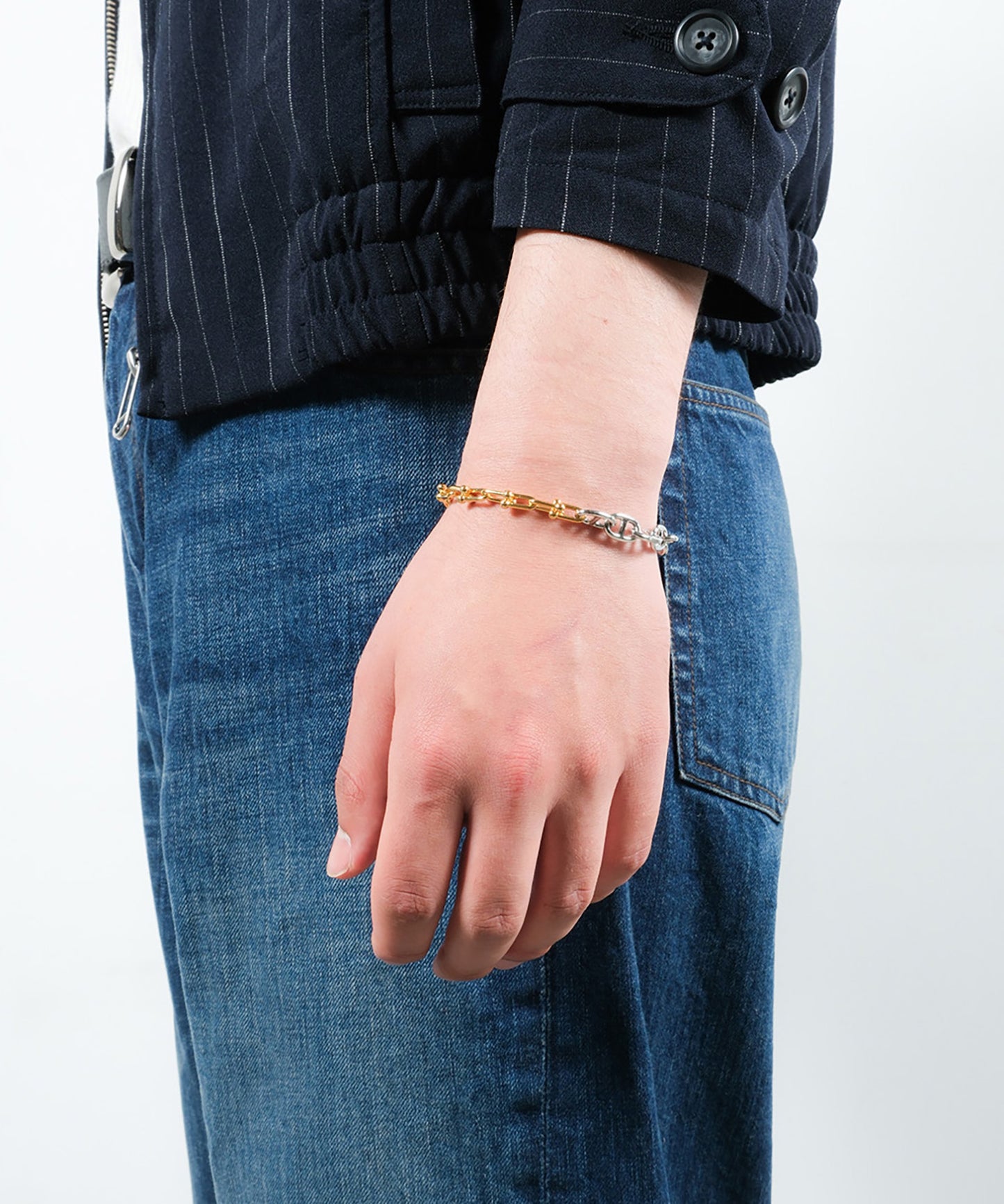 SWITCHING BRACELET-B