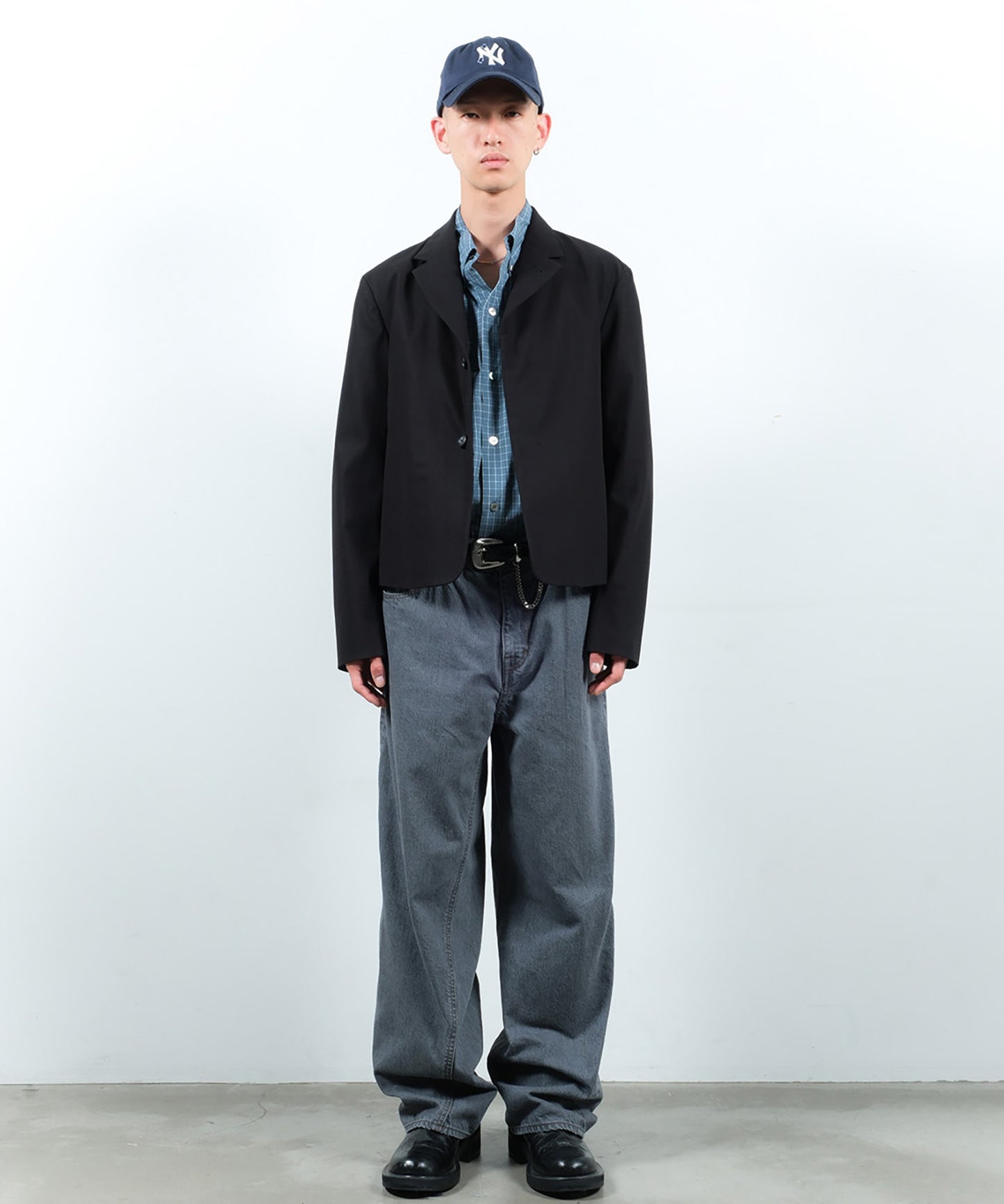 COMPACT TAILORED JACKET