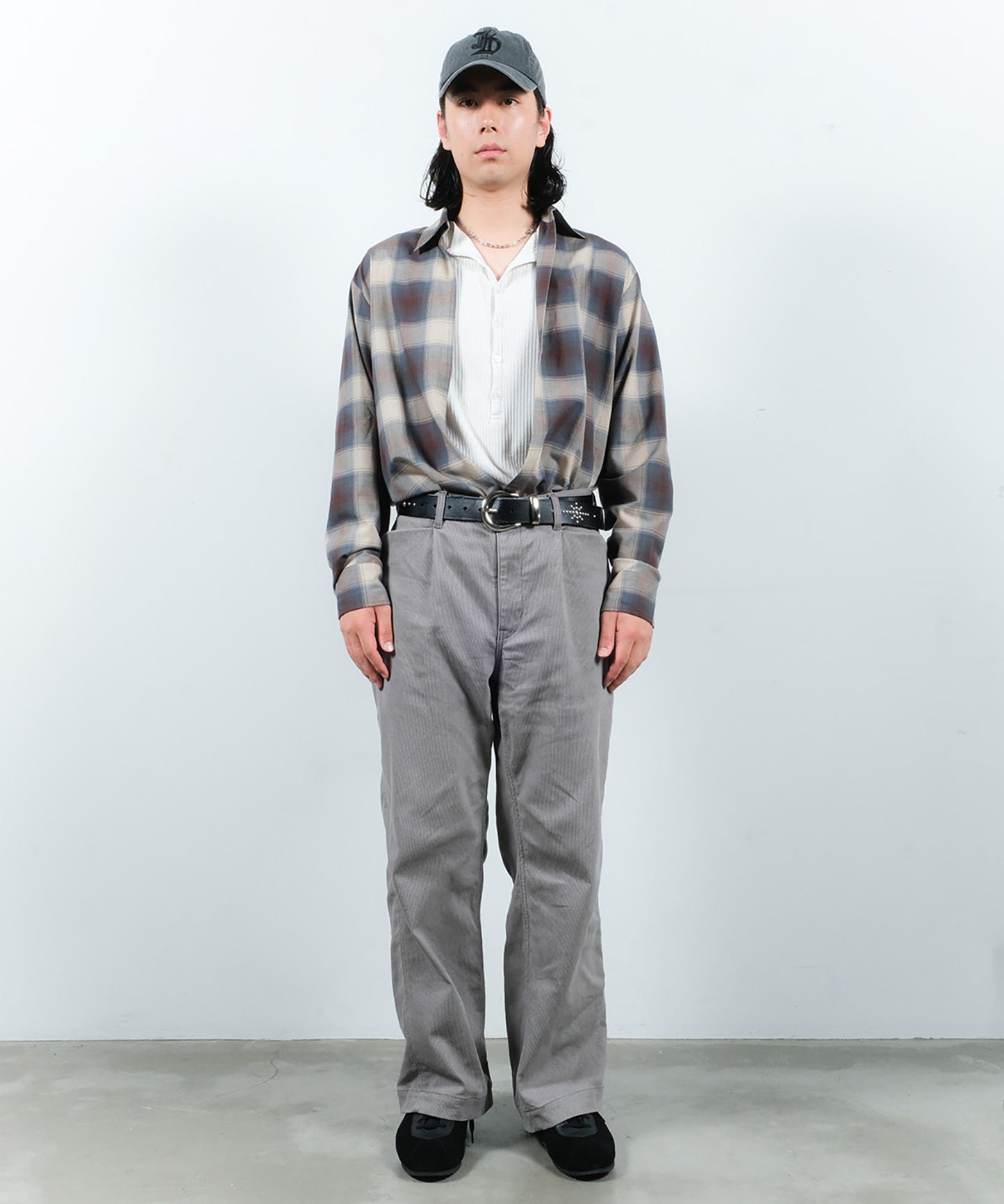 ONE TUCK FADE PIQUE PANTS