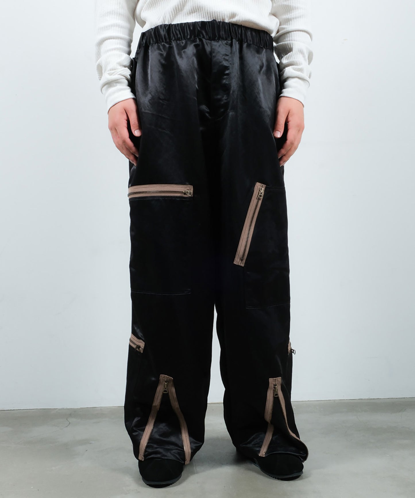 PARACHUTE ZIP PANTS