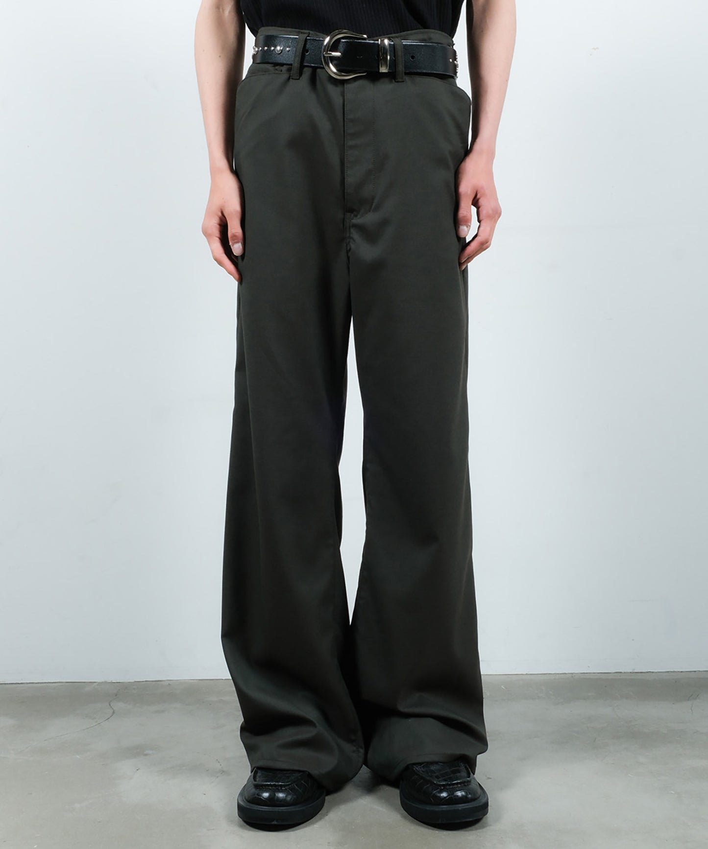 FLARE PANTS