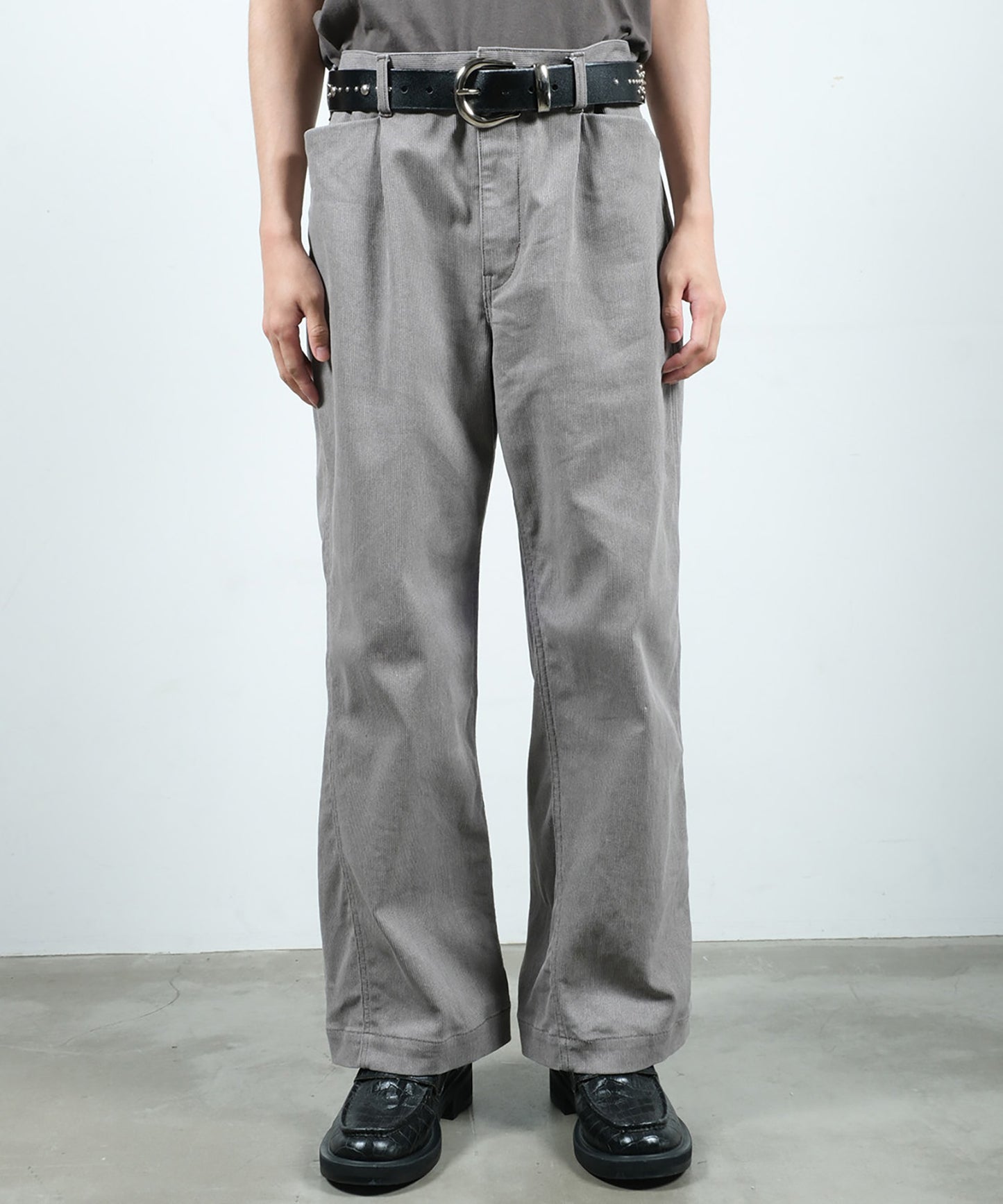 ONE TUCK FADE PIQUE PANTS