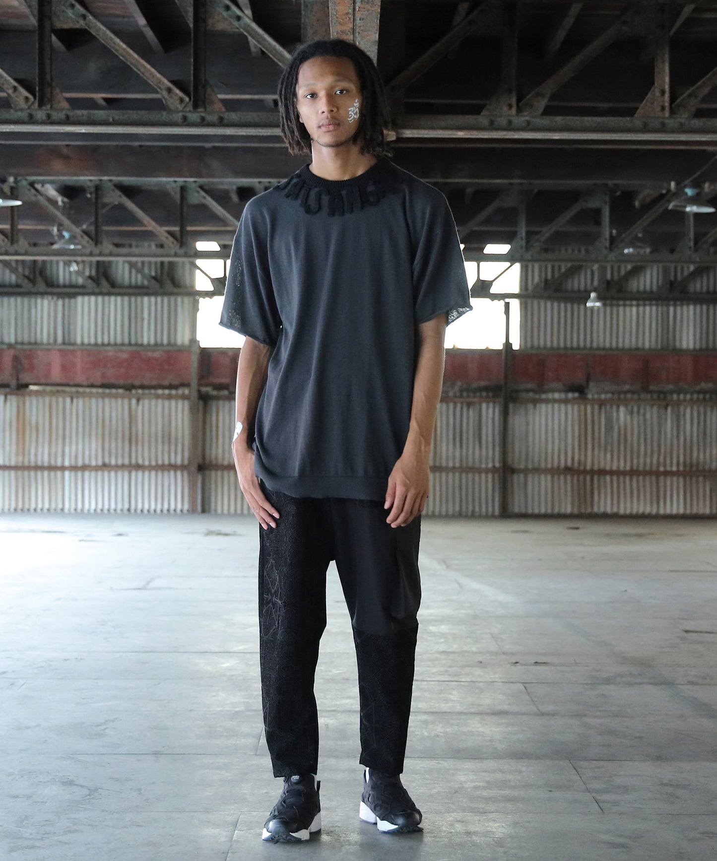 ADVISORY Knit Tee