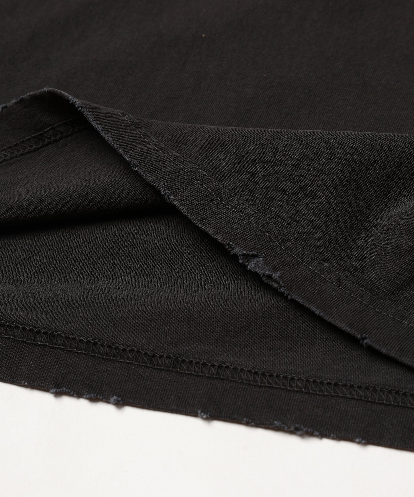 XXXXX DAMAGE PIGMENT TEE