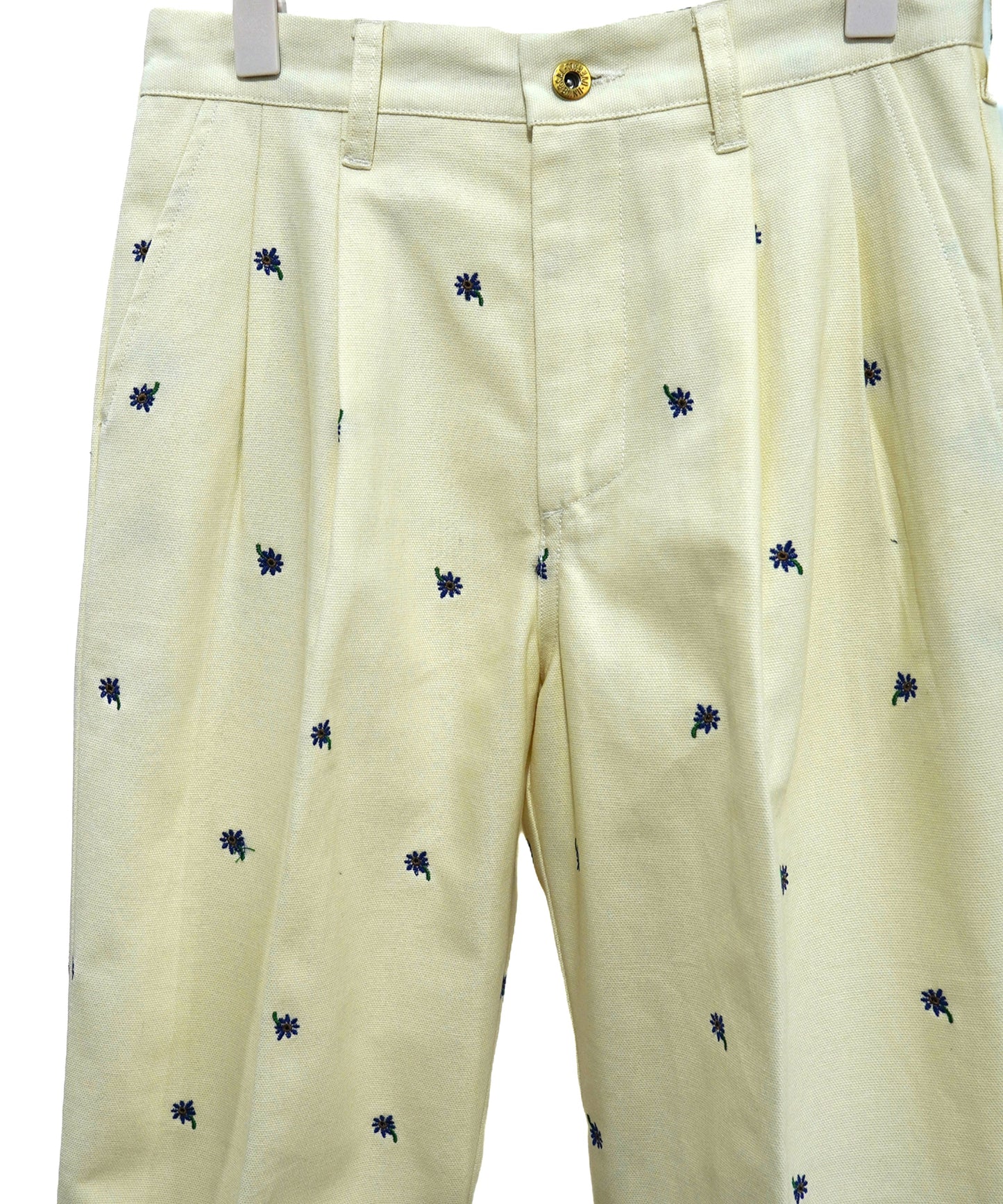 FLOWER EMBROIDERY TUCK PANTSfeat.UNIVERSALOVERALL