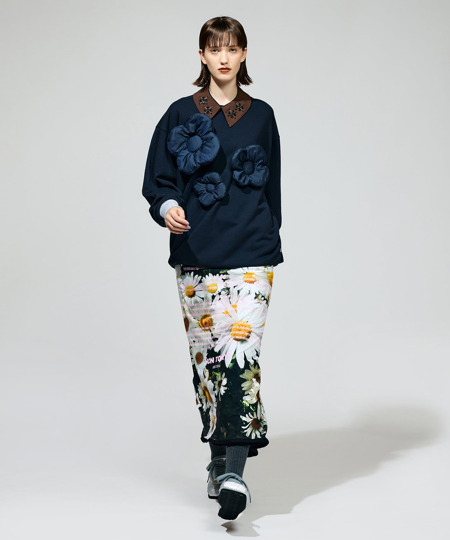 PUFF FLOWER PULLOVER SWEAT