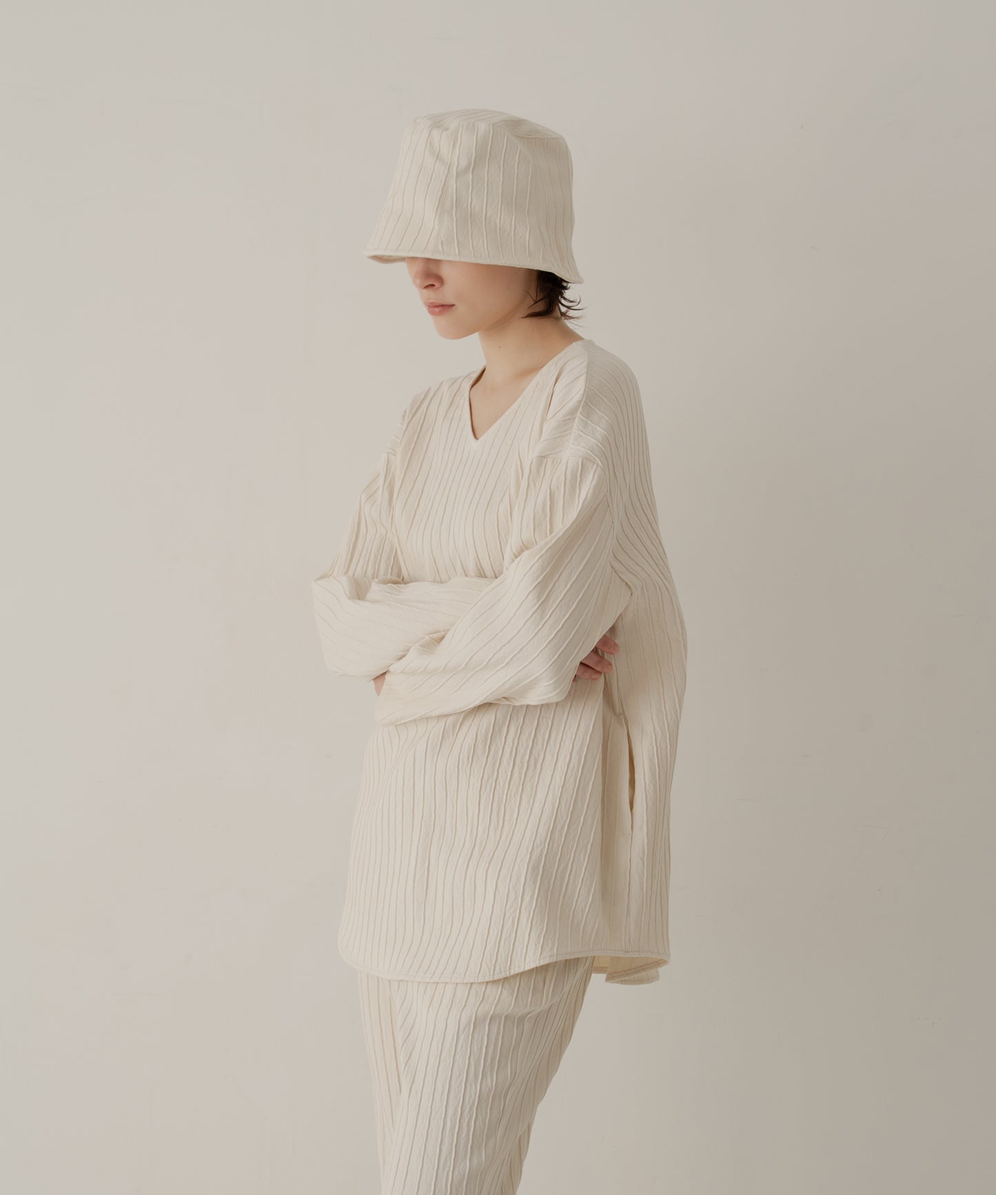 s/c cloche hat
