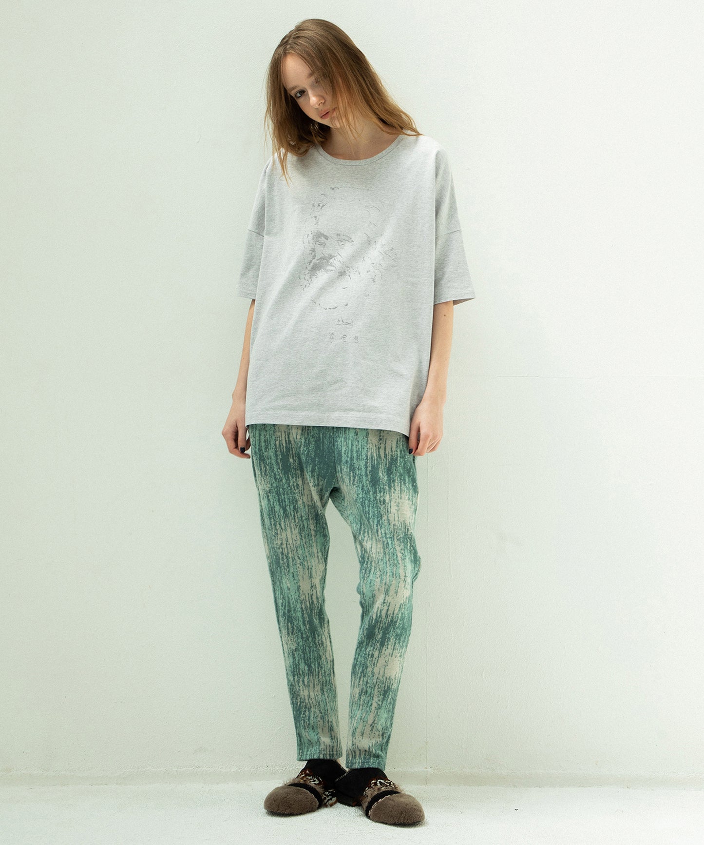 ECONOMY EMBROI TEE