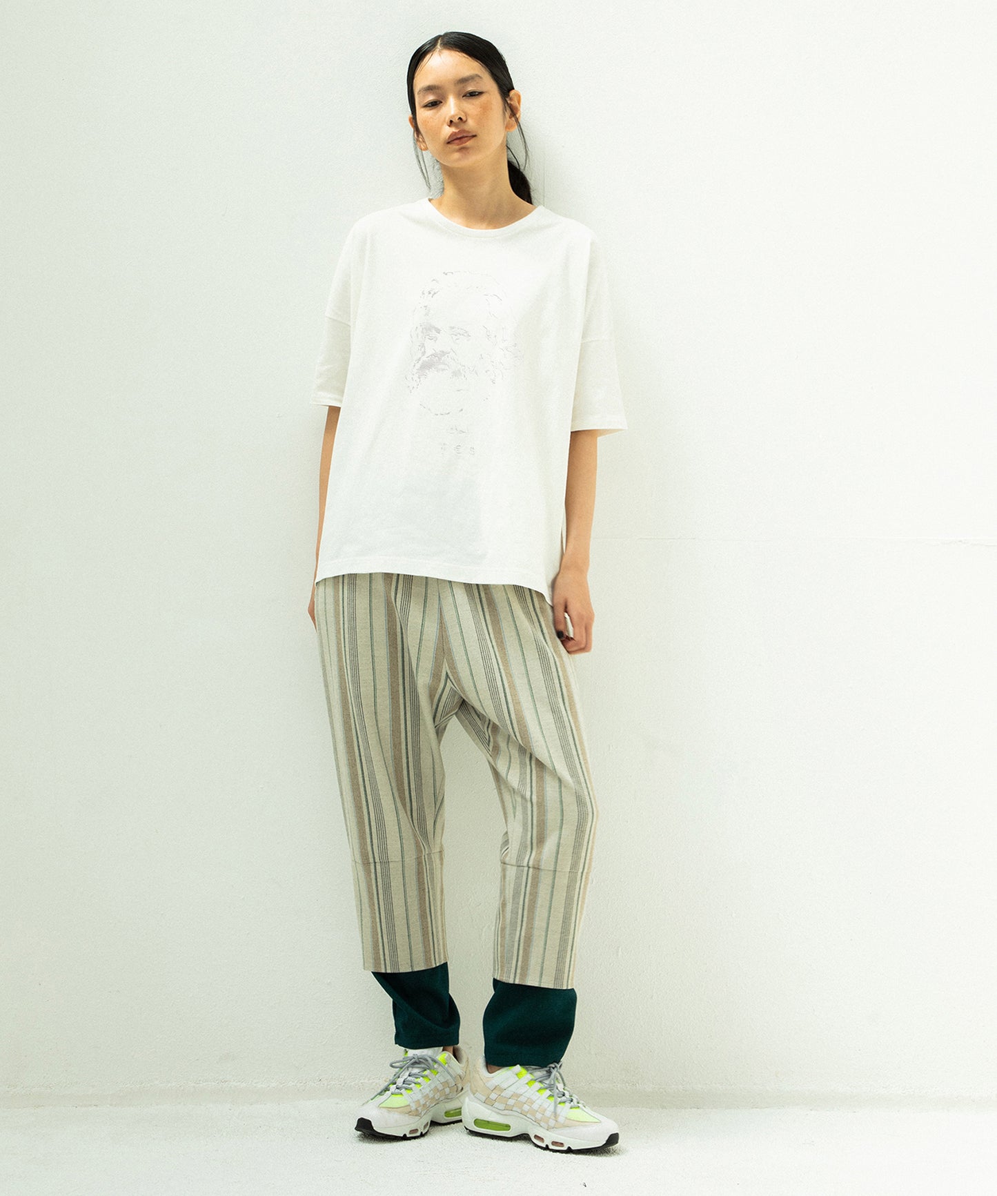 ECONOMY EMBROI TEE