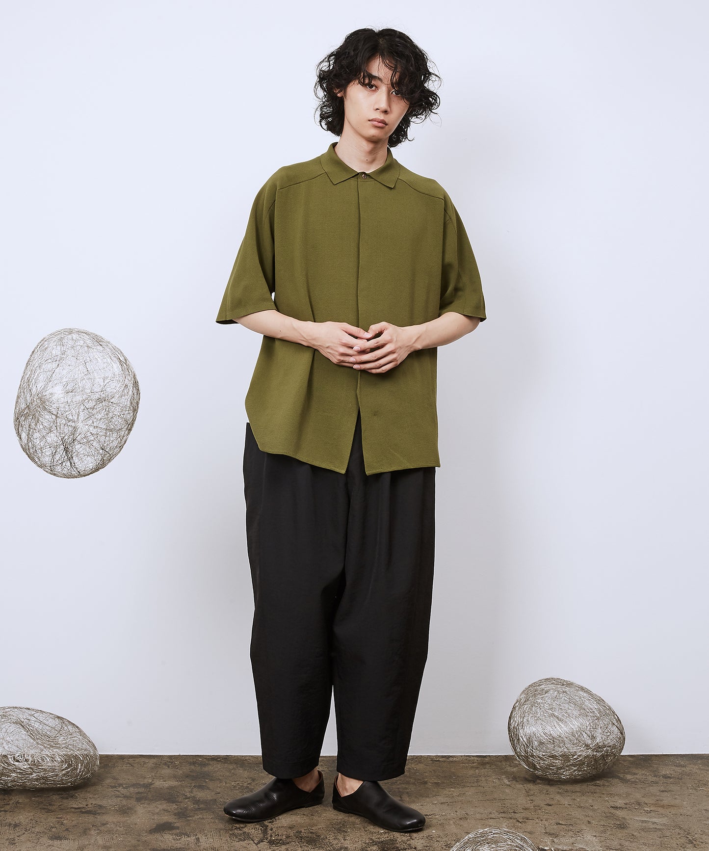 プレーンニットSスリーブシャツ