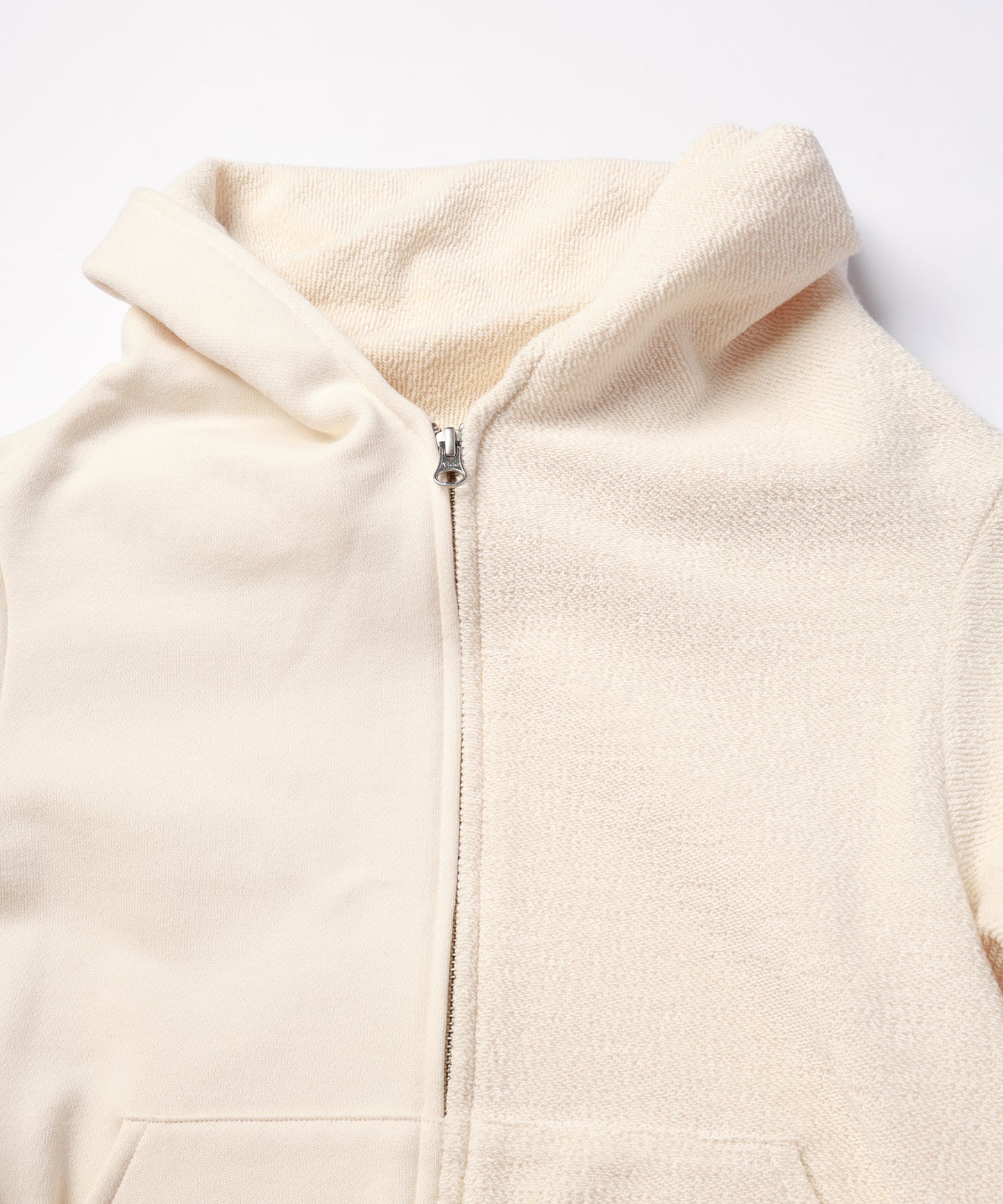 TWIST HOODIE / ツイストフーディ