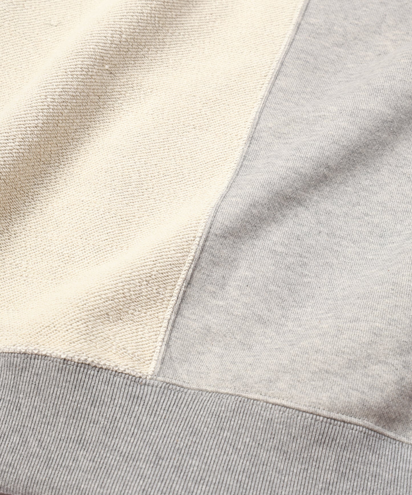 TWIST HOODIE / ツイストフーディ