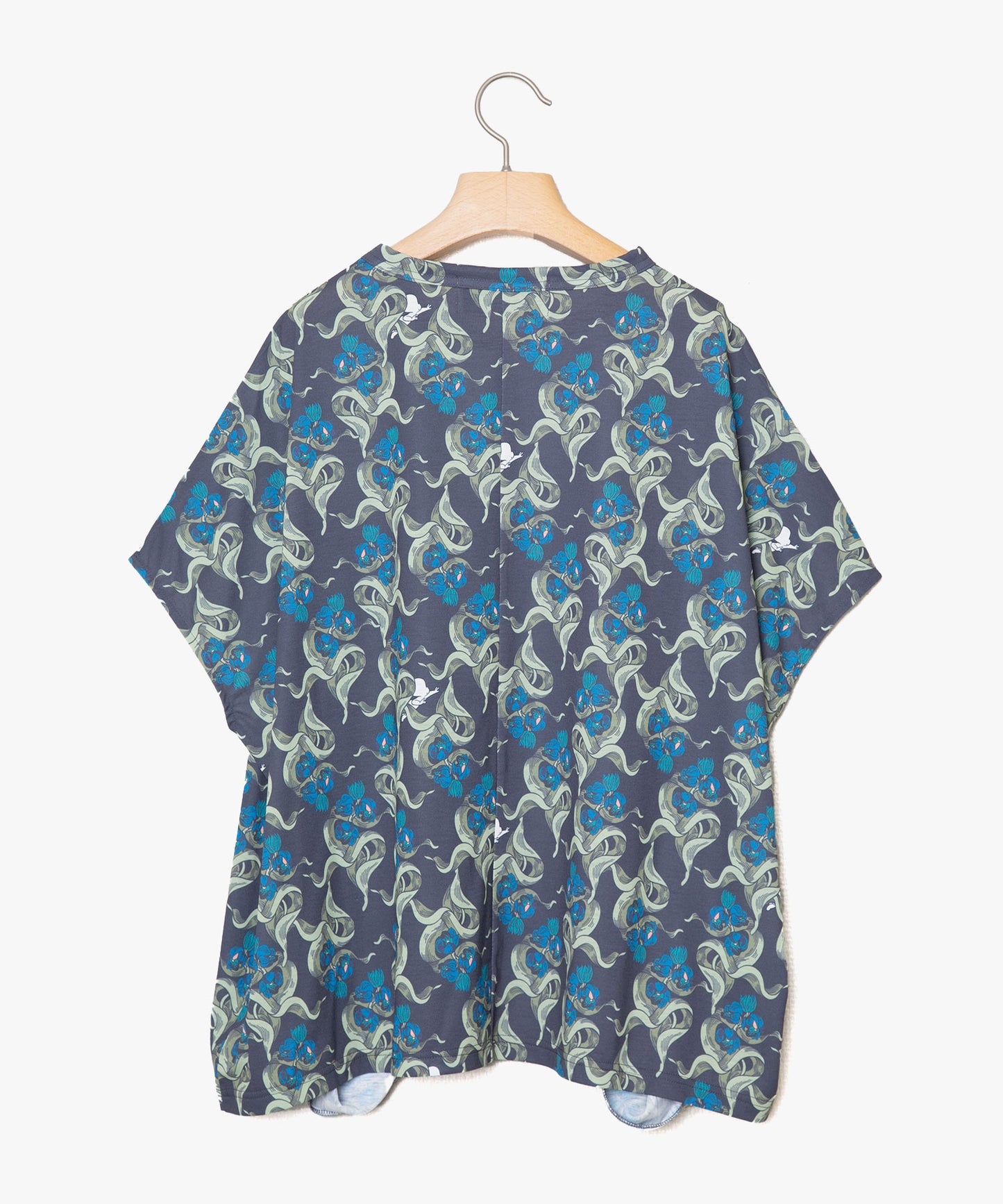 Arts Relax Tee