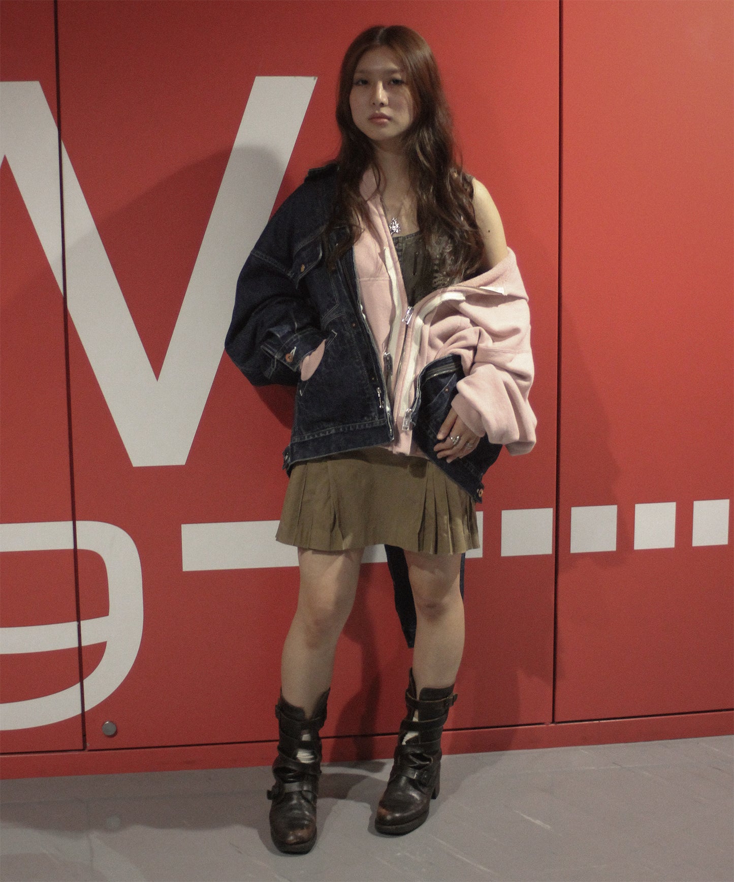 TWO-IN-ONE DENIM JACKET