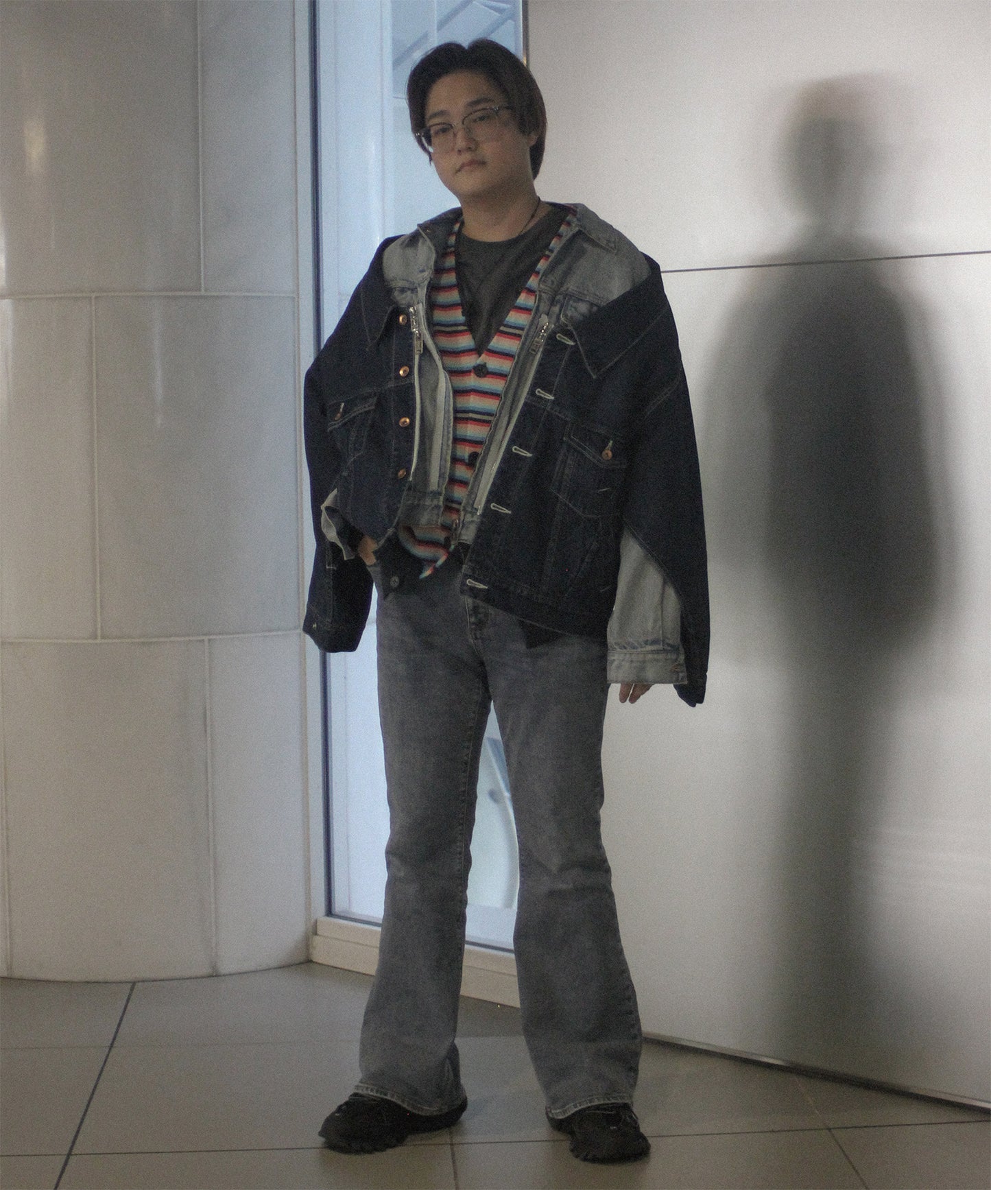 TWO-IN-ONE DENIM JACKET