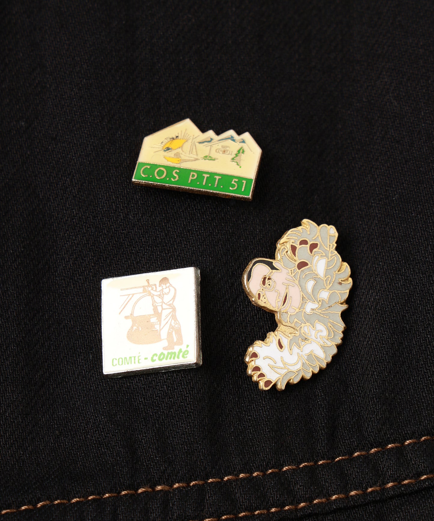 PINS DENIM JACKET
