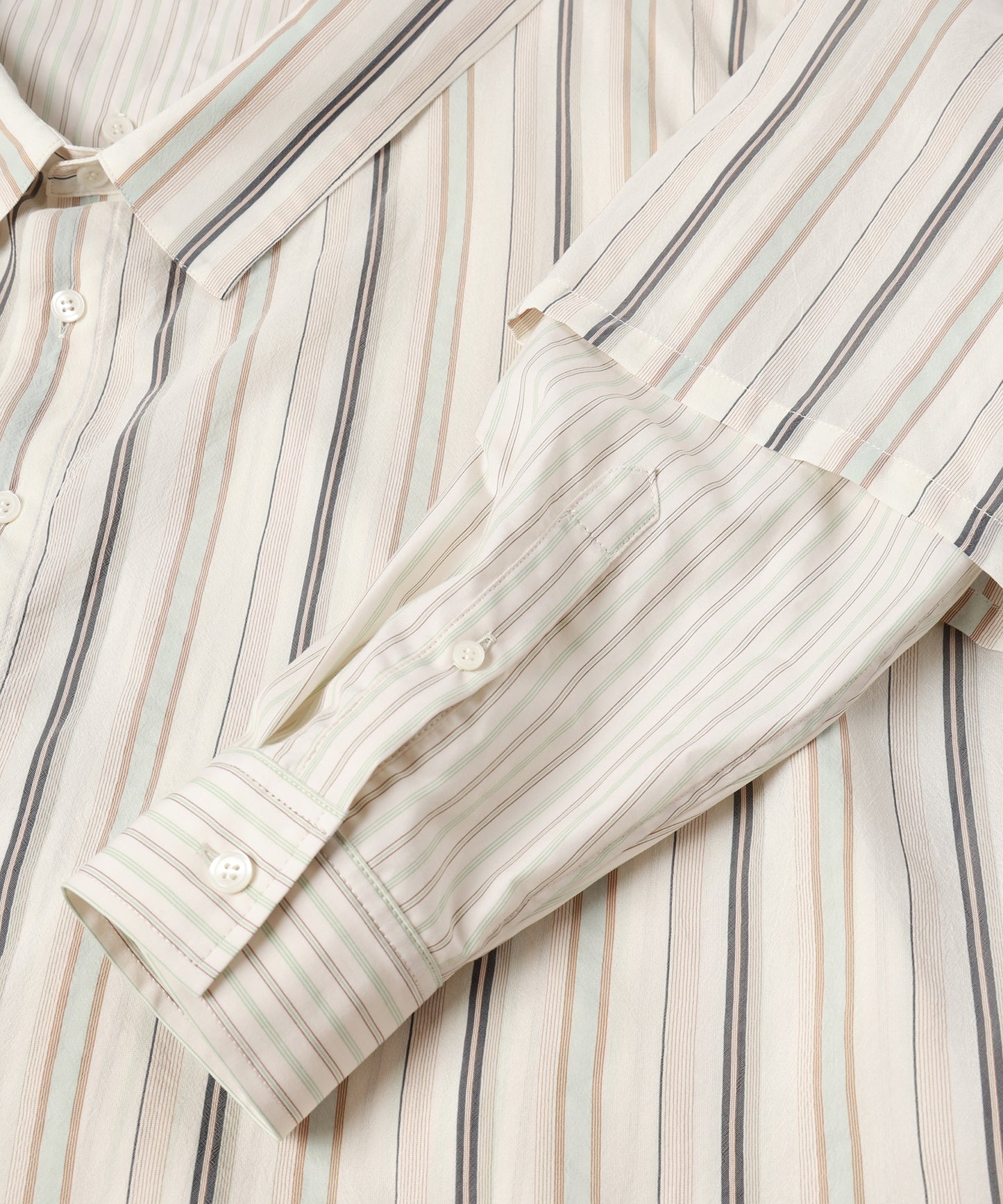TWO-IN-ONE SHIRT