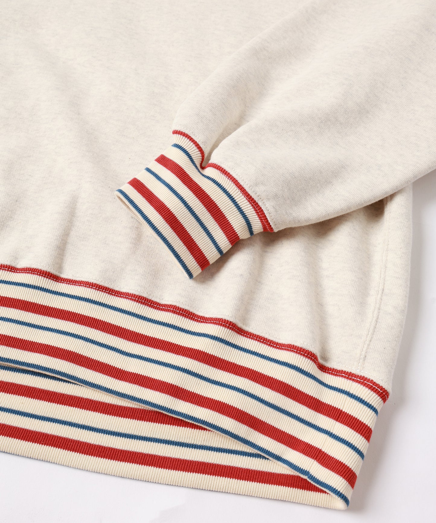 NECKCLOTH SWEATSHIRT