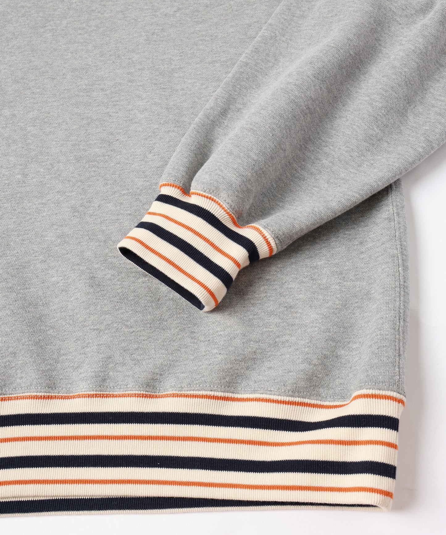 NECKCLOTH SWEATSHIRT
