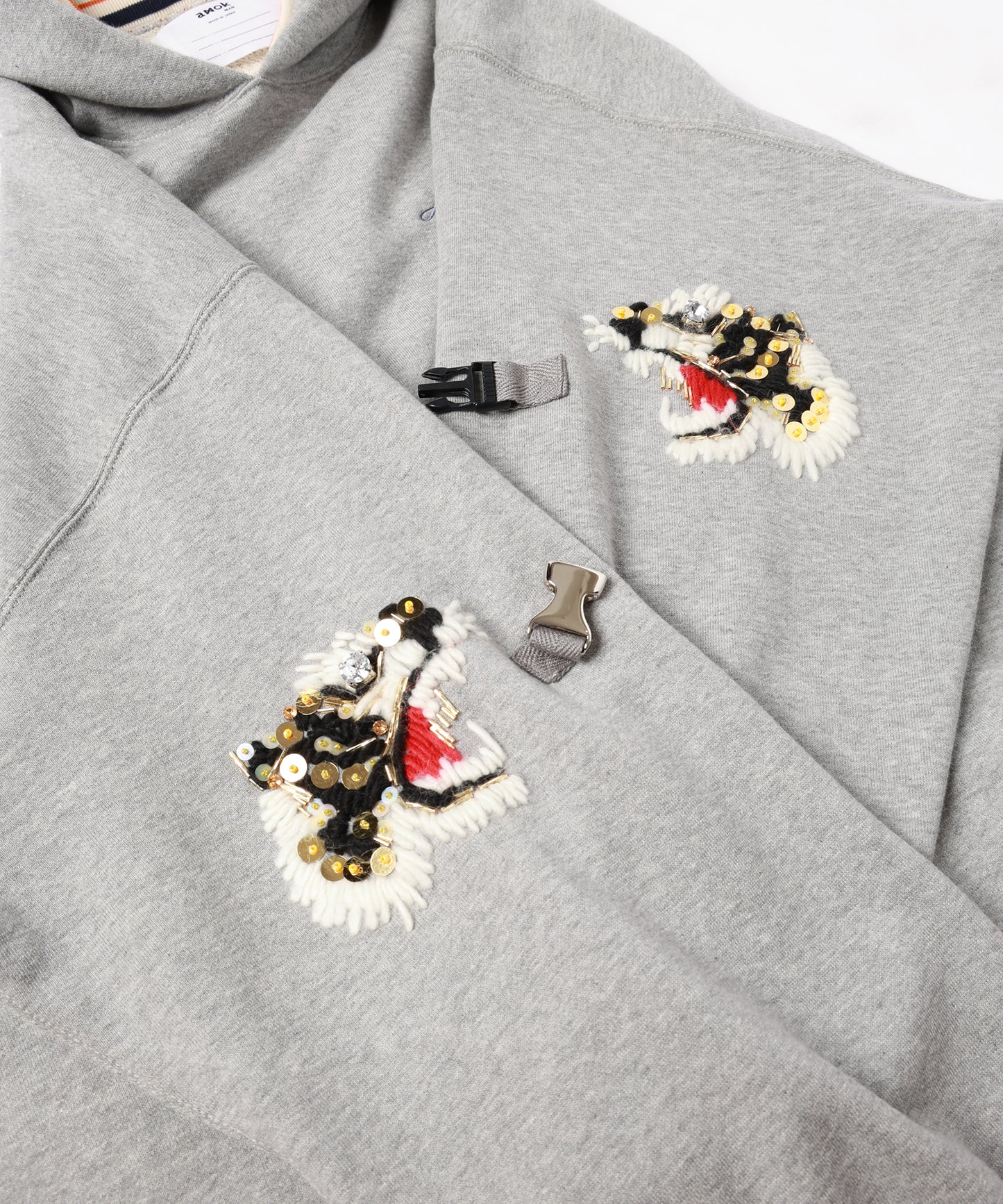 NECKCLOTH SWEATSHIRT