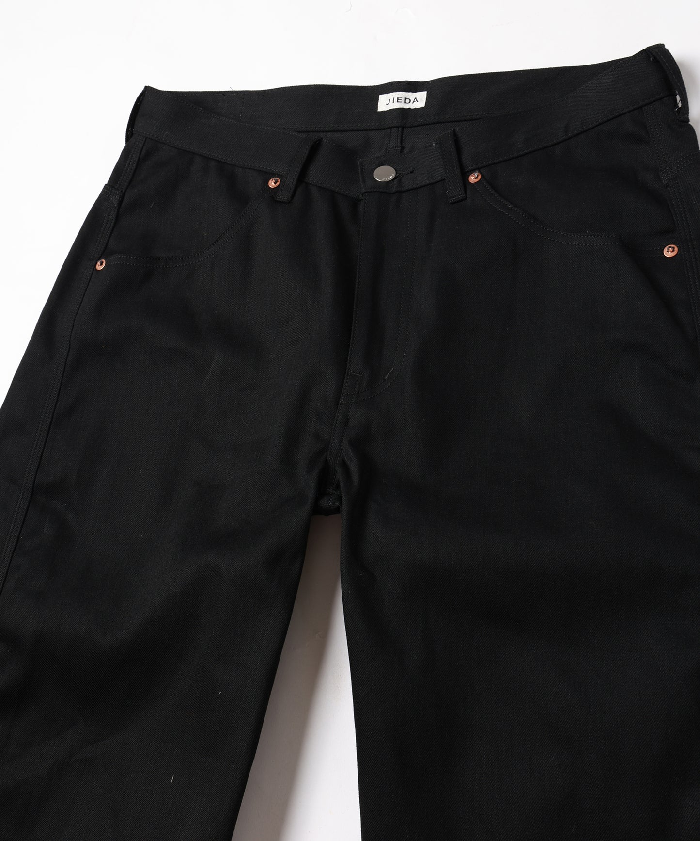 WIDE ONE TUCK STRAIGHT DENIM