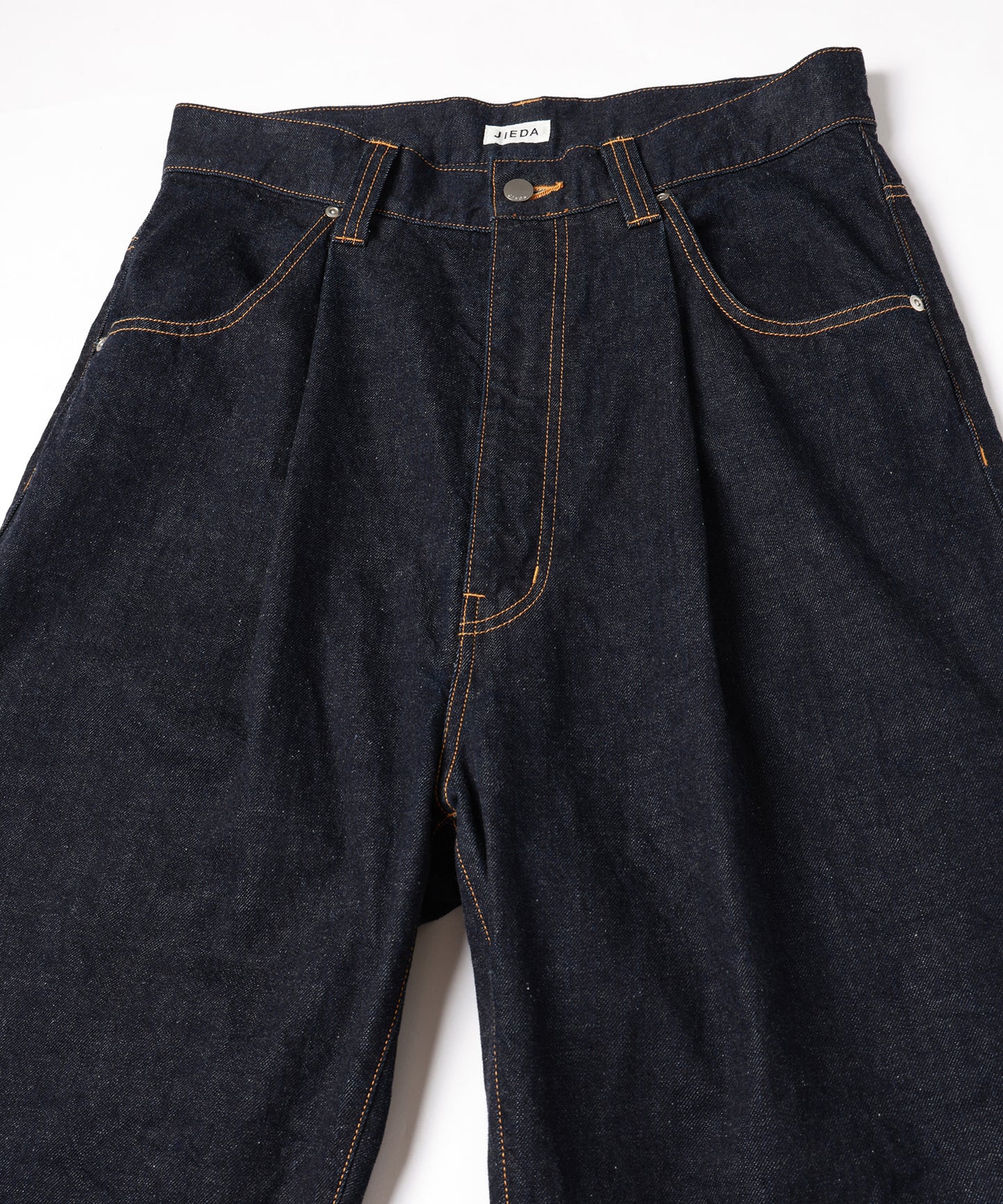 WIDE ONE TUCK STRAIGHT DENIM