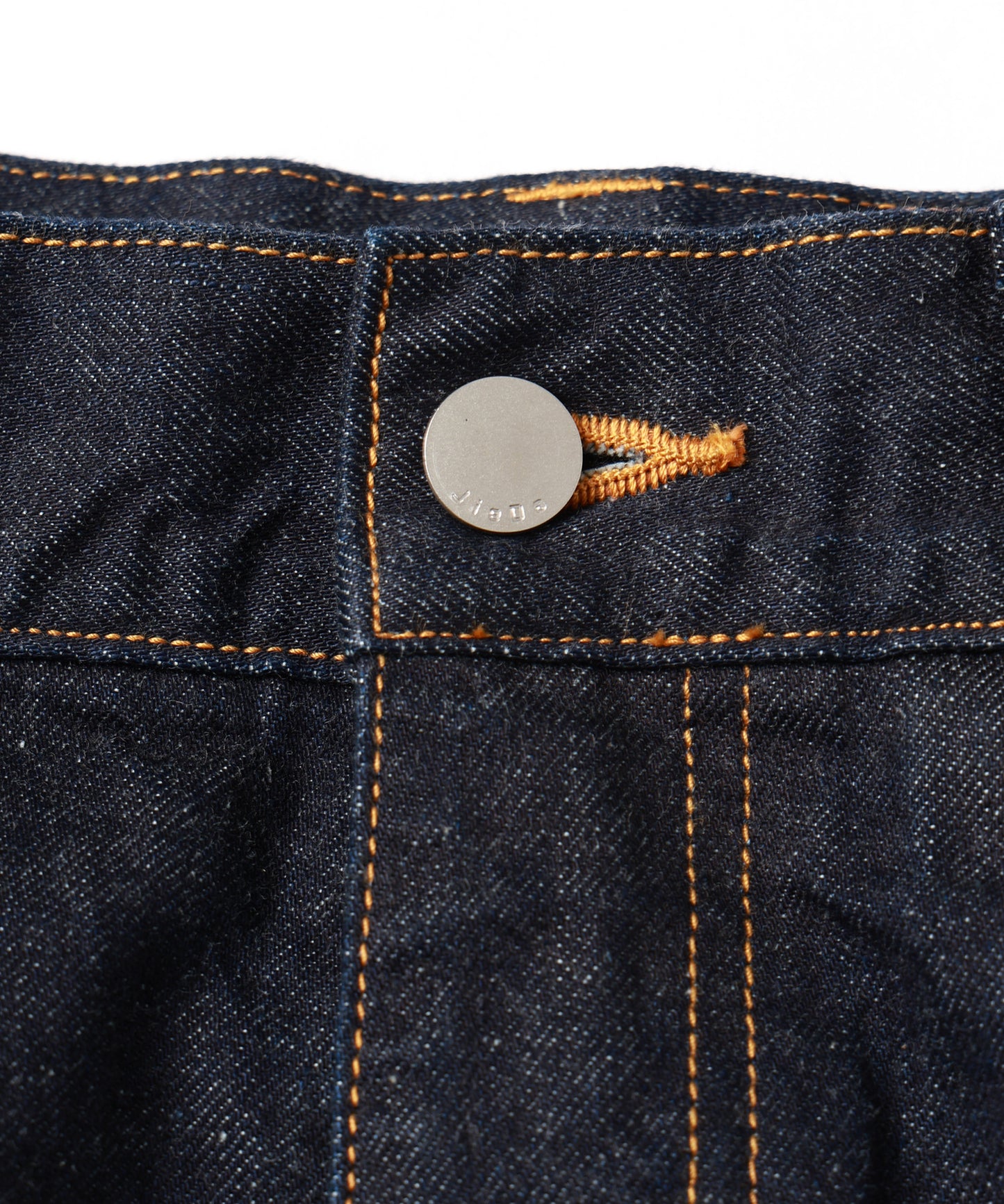 WIDE ONE TUCK STRAIGHT DENIM