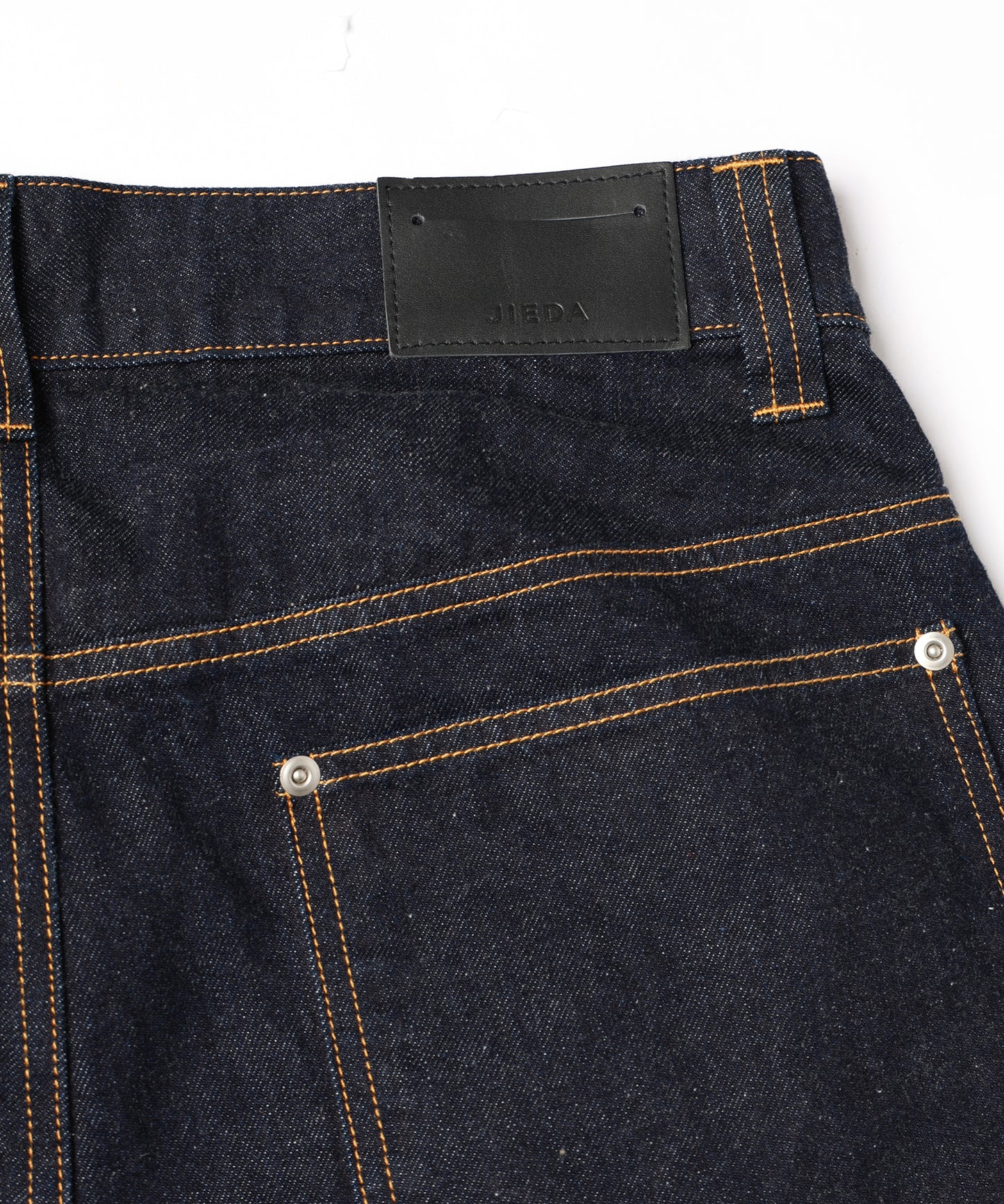 WIDE ONE TUCK STRAIGHT DENIM