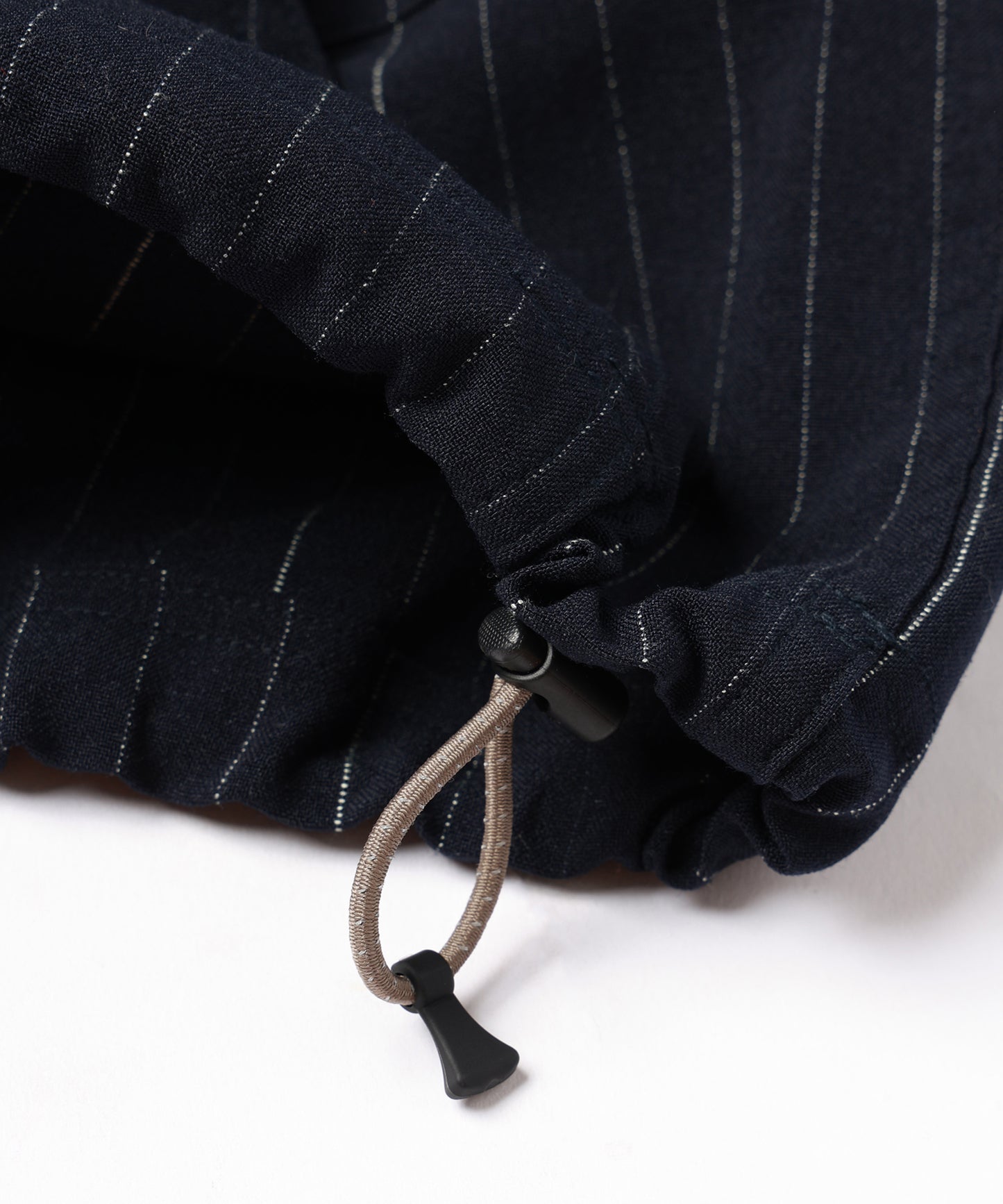 PULLOVER PARKA