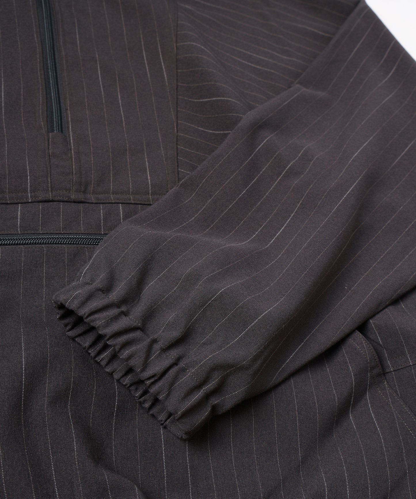 PULLOVER PARKA