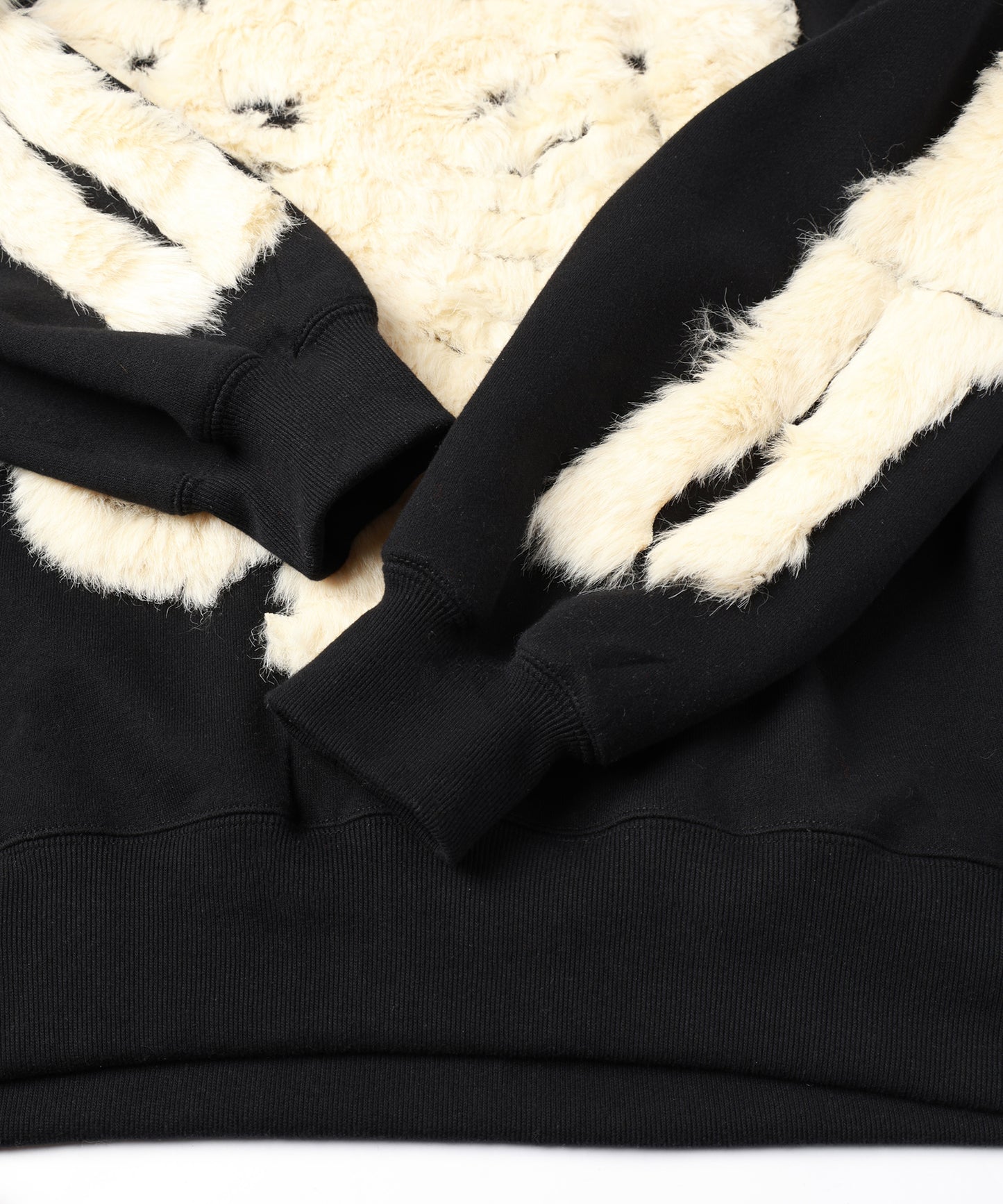 FUR BONDING PULLOVER【7月下旬】