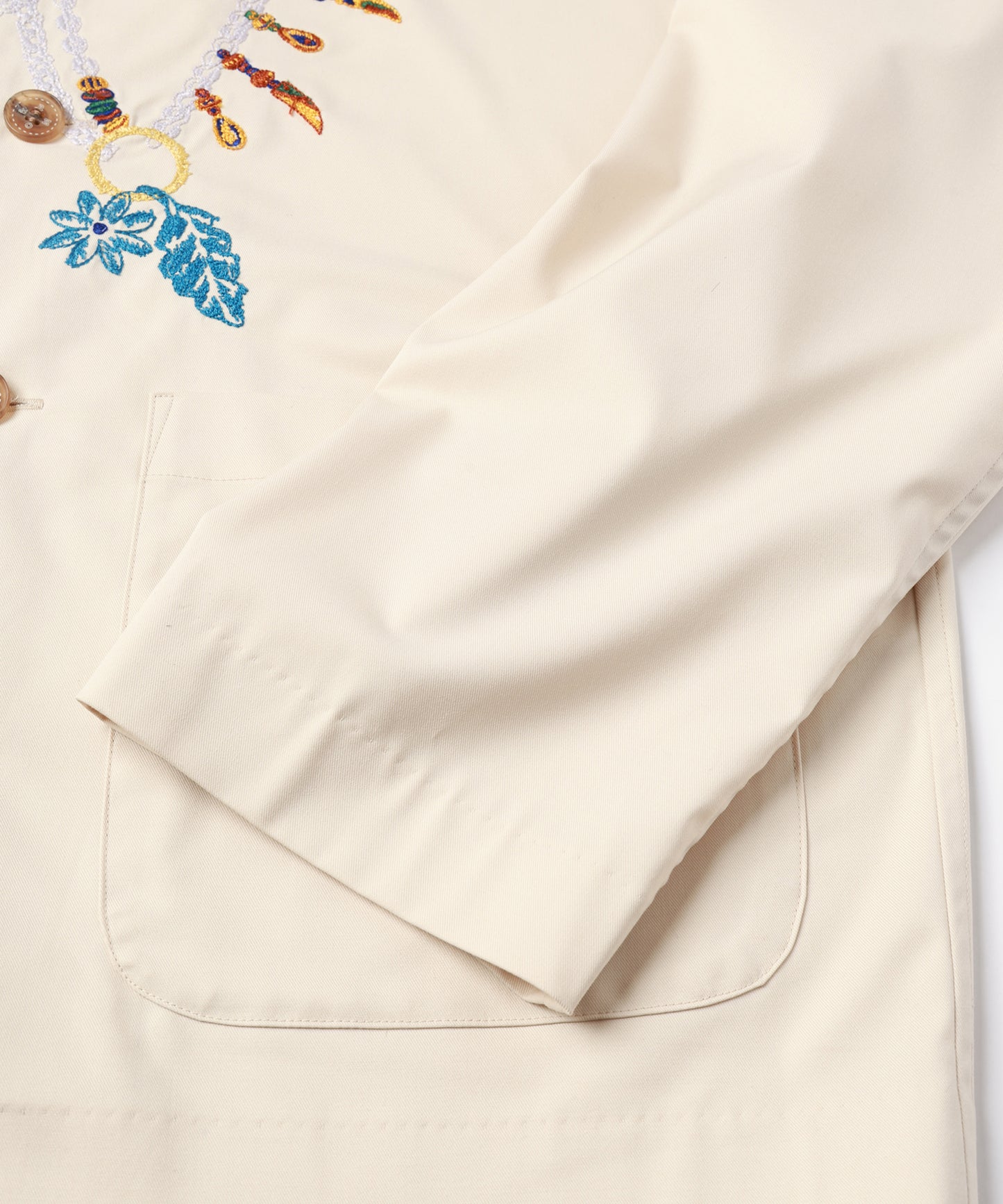 AMULET EMBROIDERY SHIRT【8月下旬】
