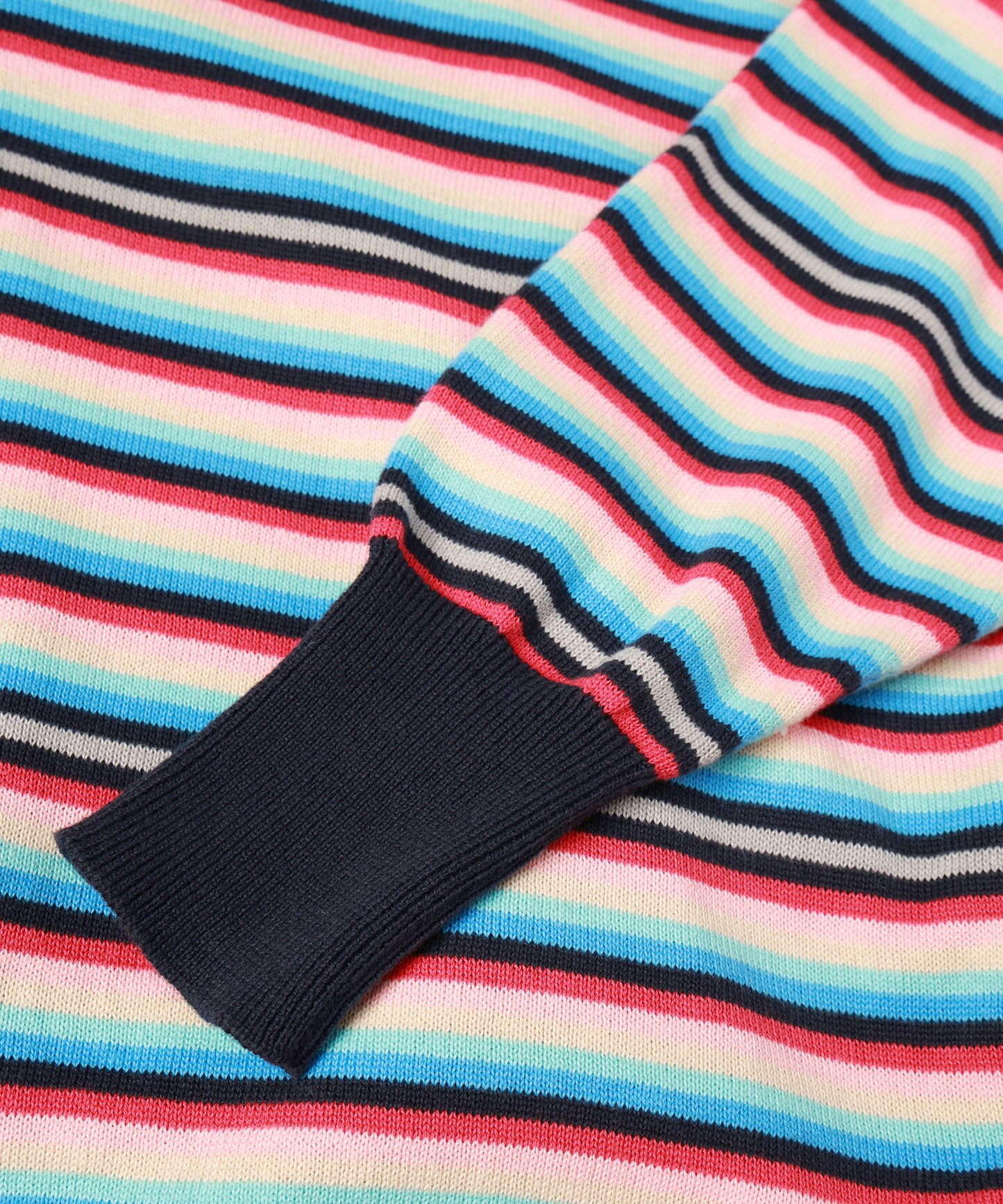 BACK-TO-FRONT BORDER KNIT