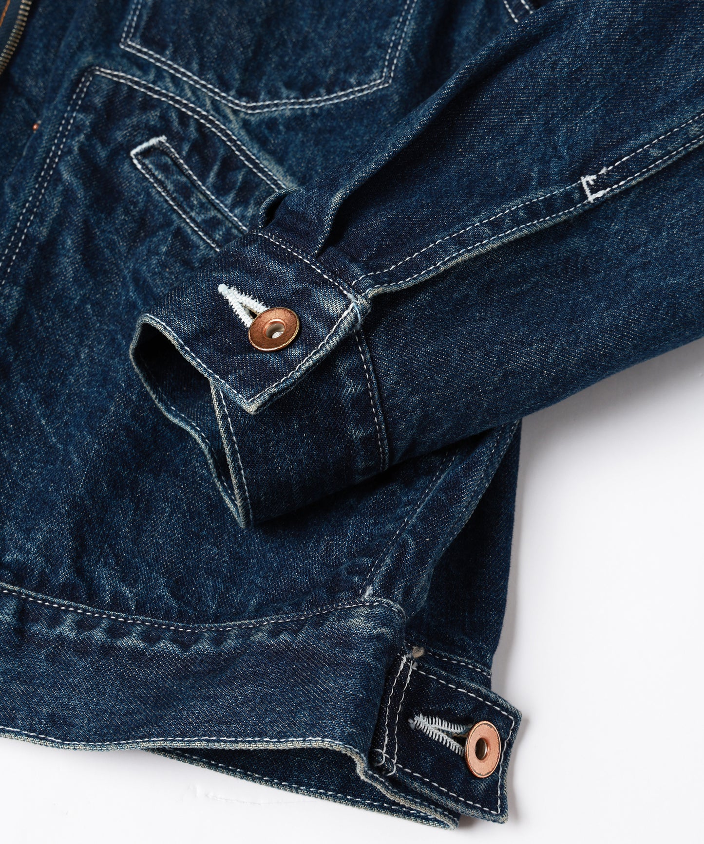 TWO-IN-ONE DENIM JACKET