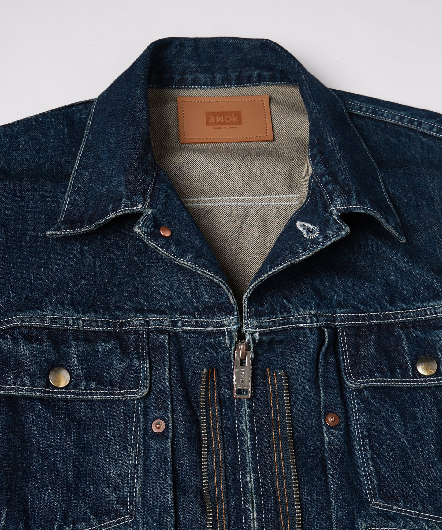 TWO-IN-ONE DENIM JACKET