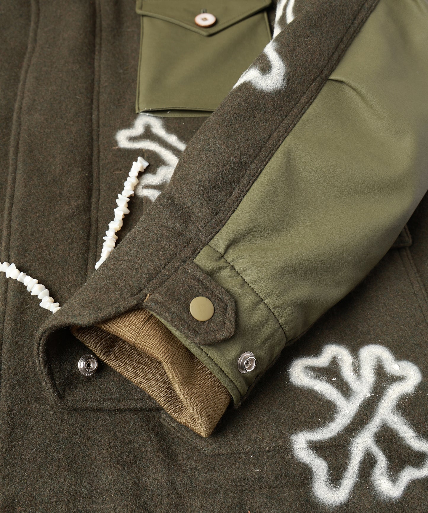 HAND PAINTING MILITARY BLOUSON【9月中旬】