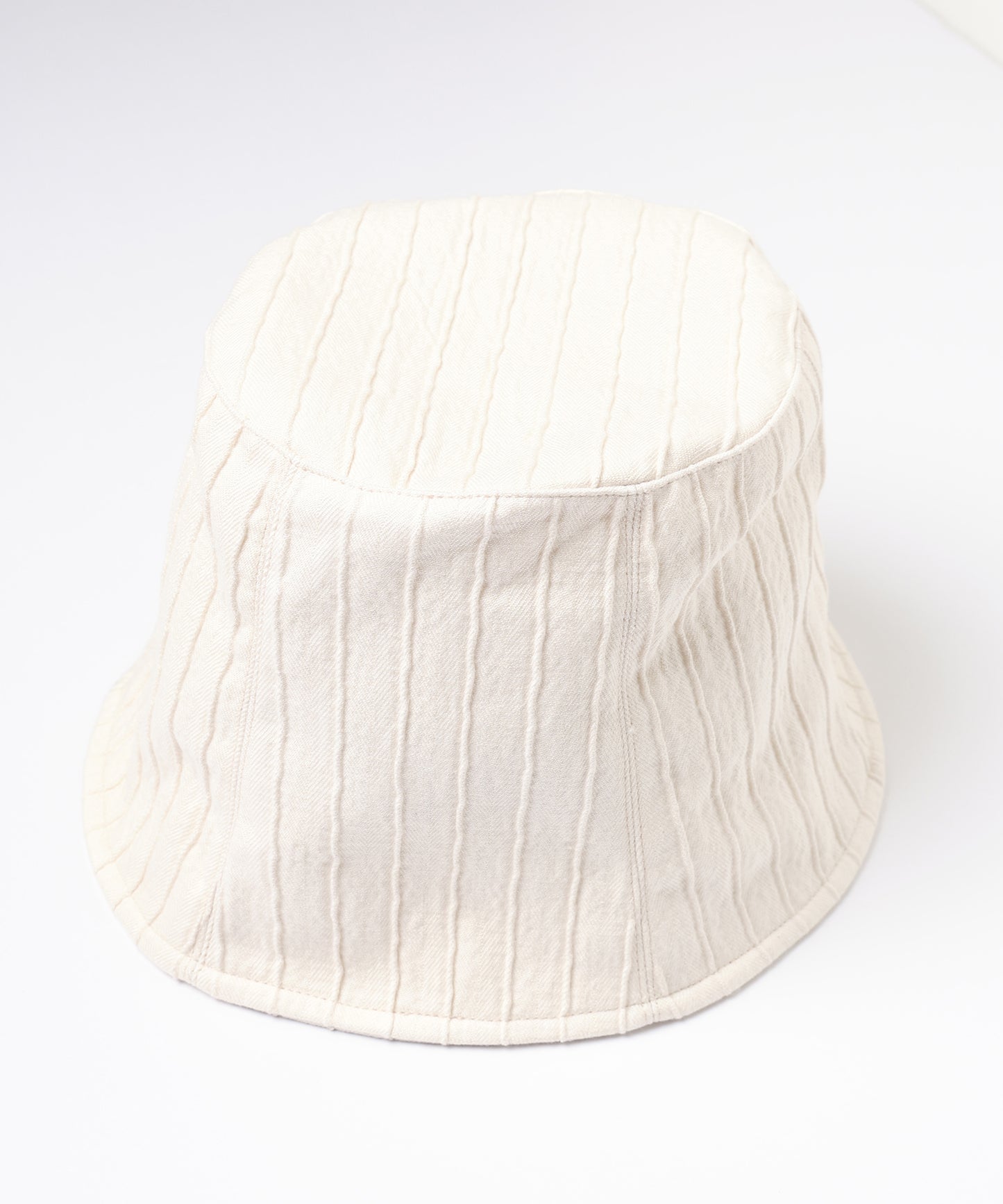 s/c cloche hat