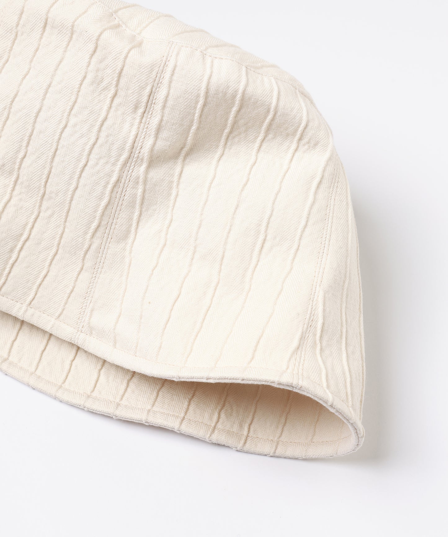 s/c cloche hat