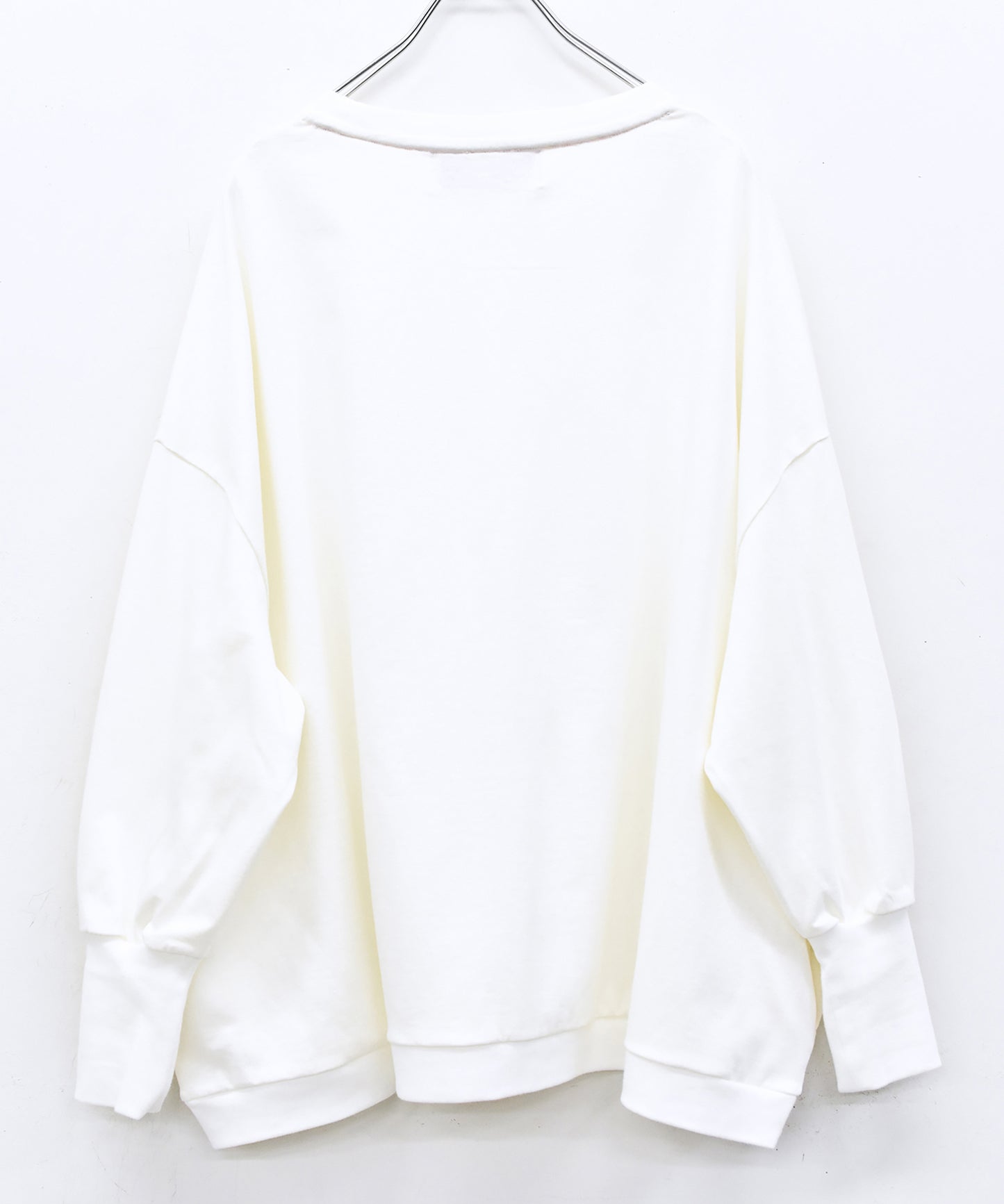 CHAO:S HEAD Wide Pullover